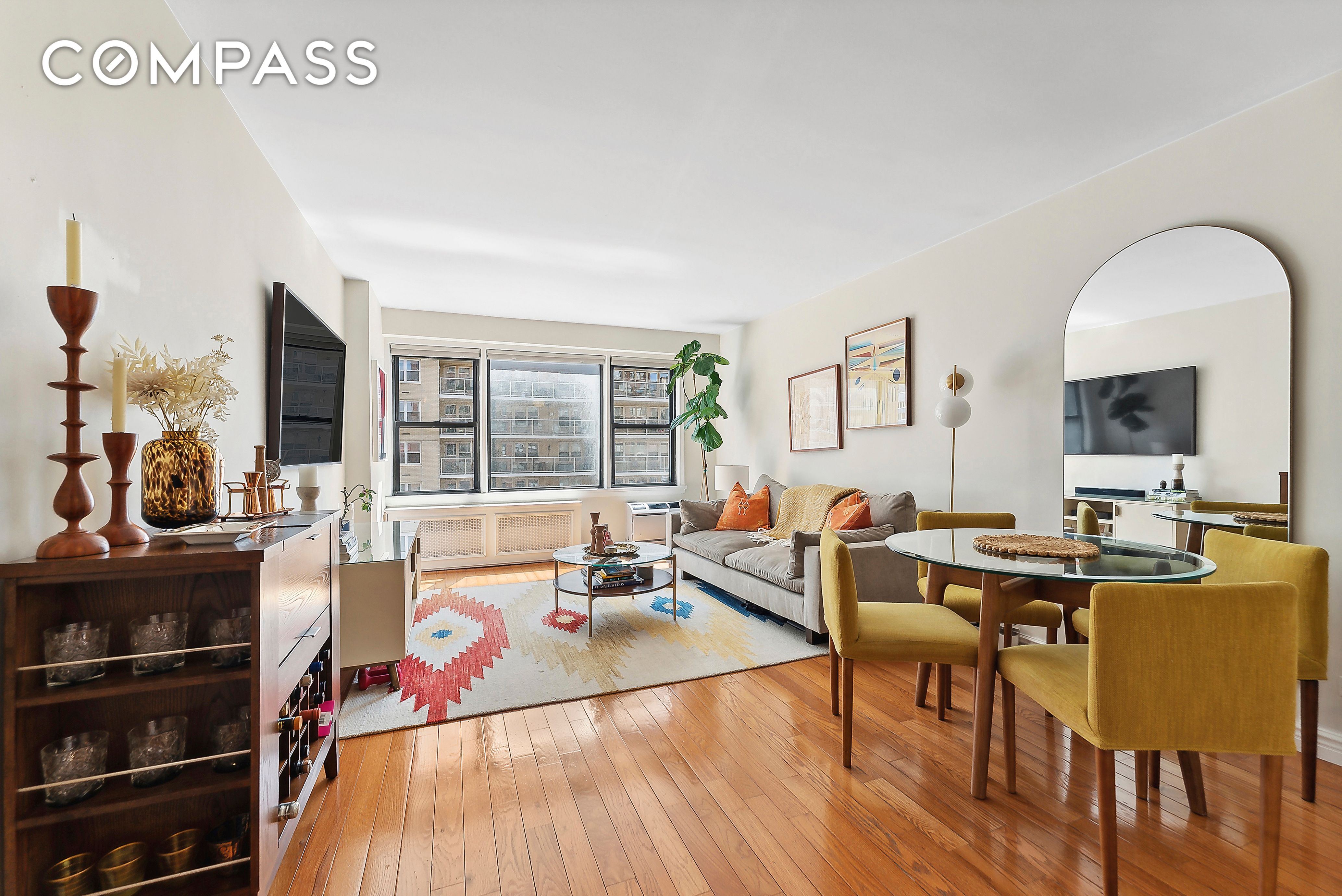 245 East 24th Street 10D, Kips Bay, Midtown East, NYC - 1 Bedrooms  
1 Bathrooms  
3 Rooms - 