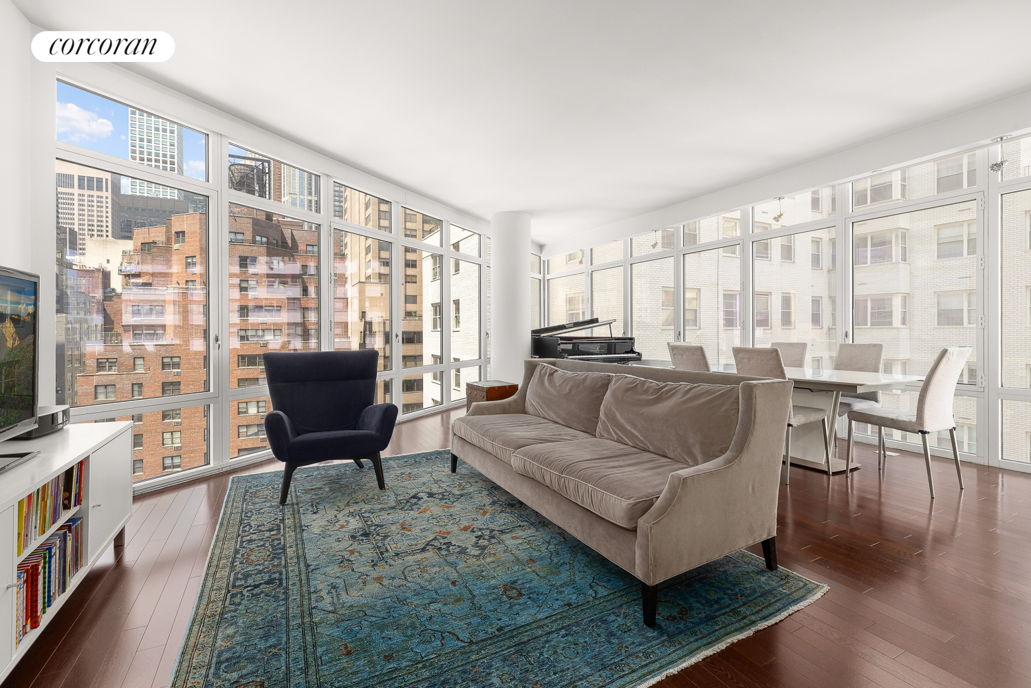 207 East 57th Street 15A, Sutton Place, Midtown East, NYC - 3 Bedrooms  
3 Bathrooms  
6 Rooms - 