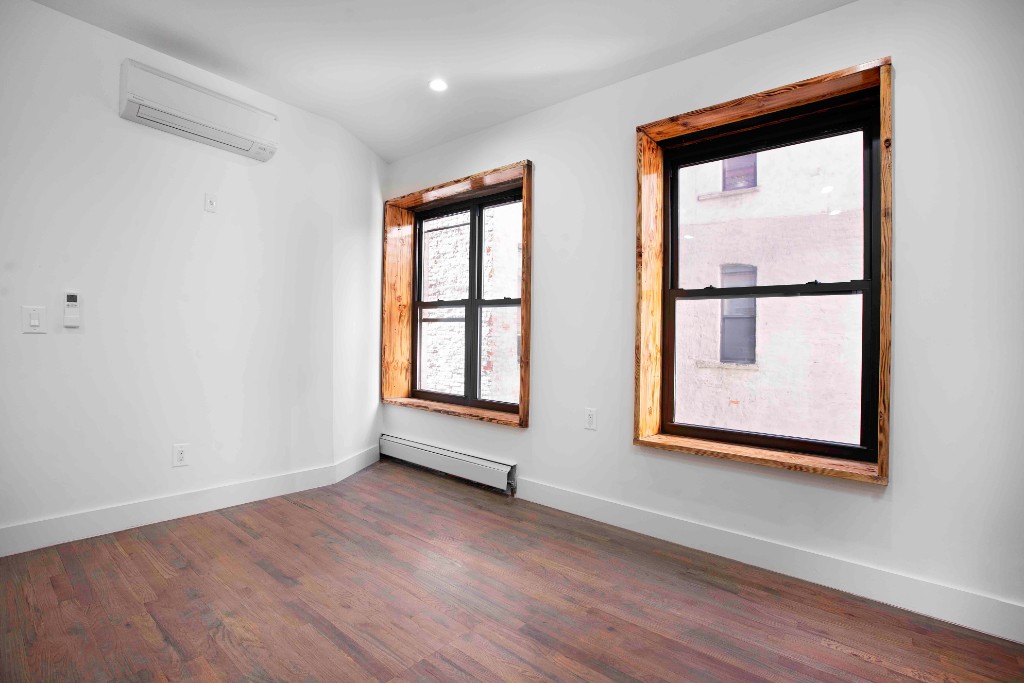 Photo 1 of 340 East 105th Street 2D, East Harlem, NYC, $2,500, Web #: 1075056960