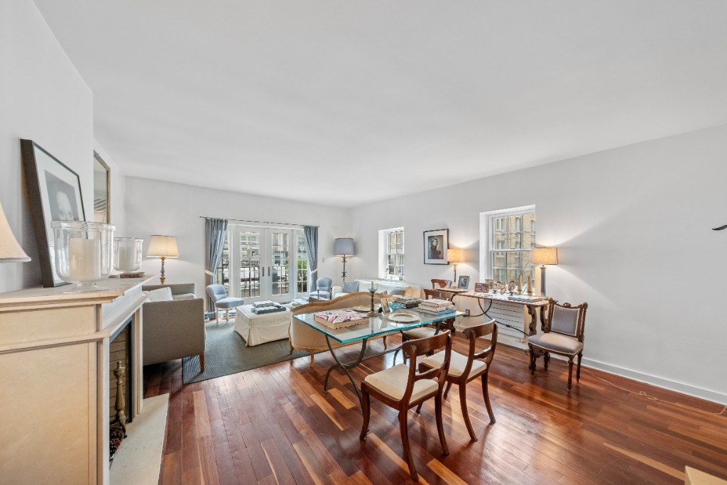 35 West 54th Street 9, Midtown West, Midtown West, NYC - 1 Bedrooms  
1 Bathrooms  
5 Rooms - 