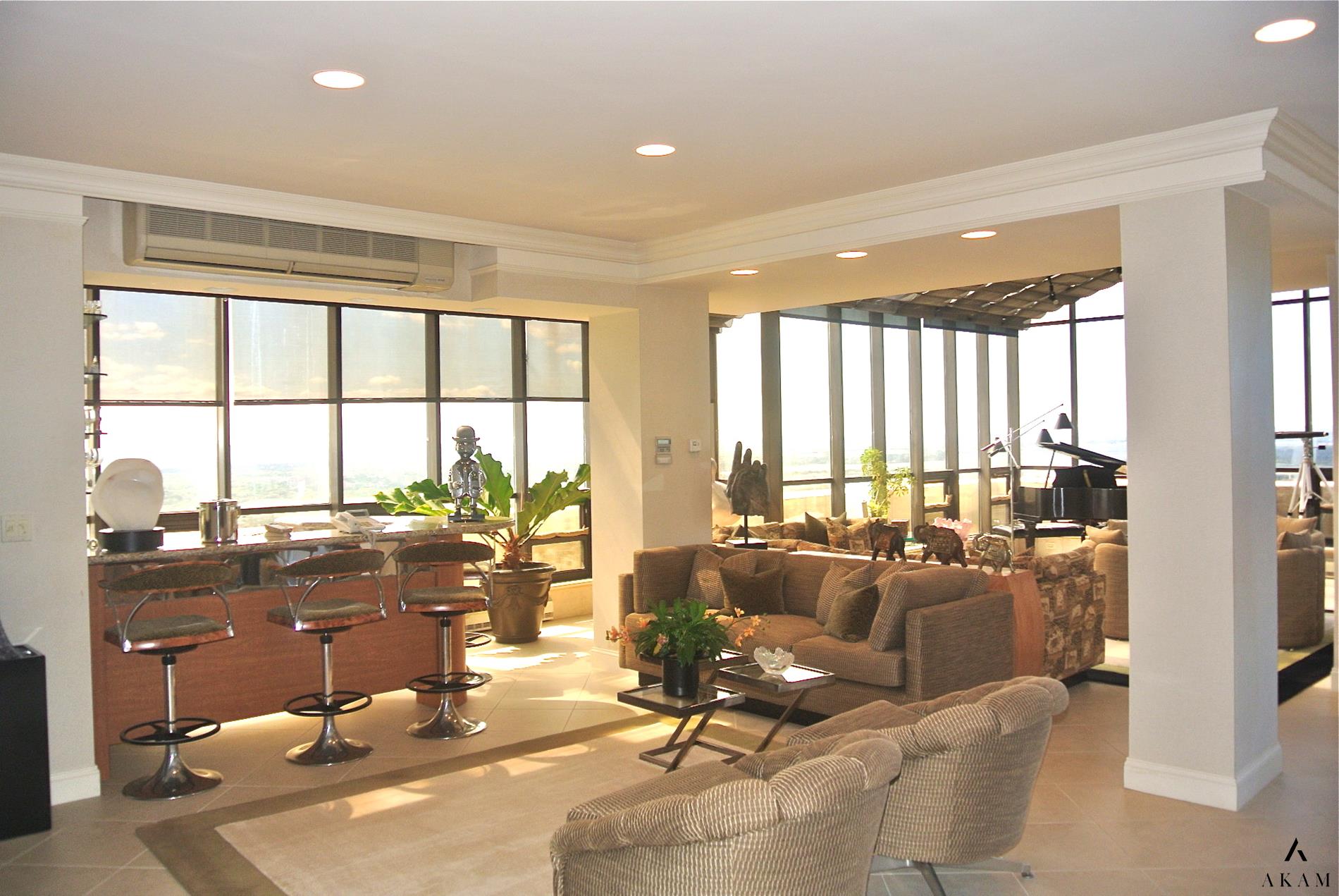 Photo 1 of 269-10 Grand Central Parkway Ph-D, Glen Oaks, New York, $1,150,000, Web #: 1075396676