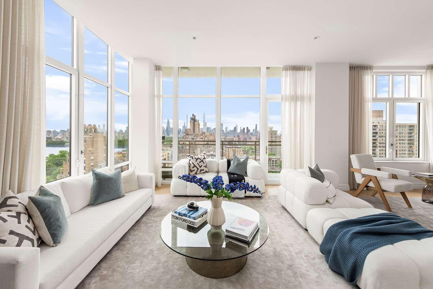 15 West 96th Street 21, Upper West Side, Upper West Side, NYC - 3 Bedrooms  
3 Bathrooms  
6 Rooms - 