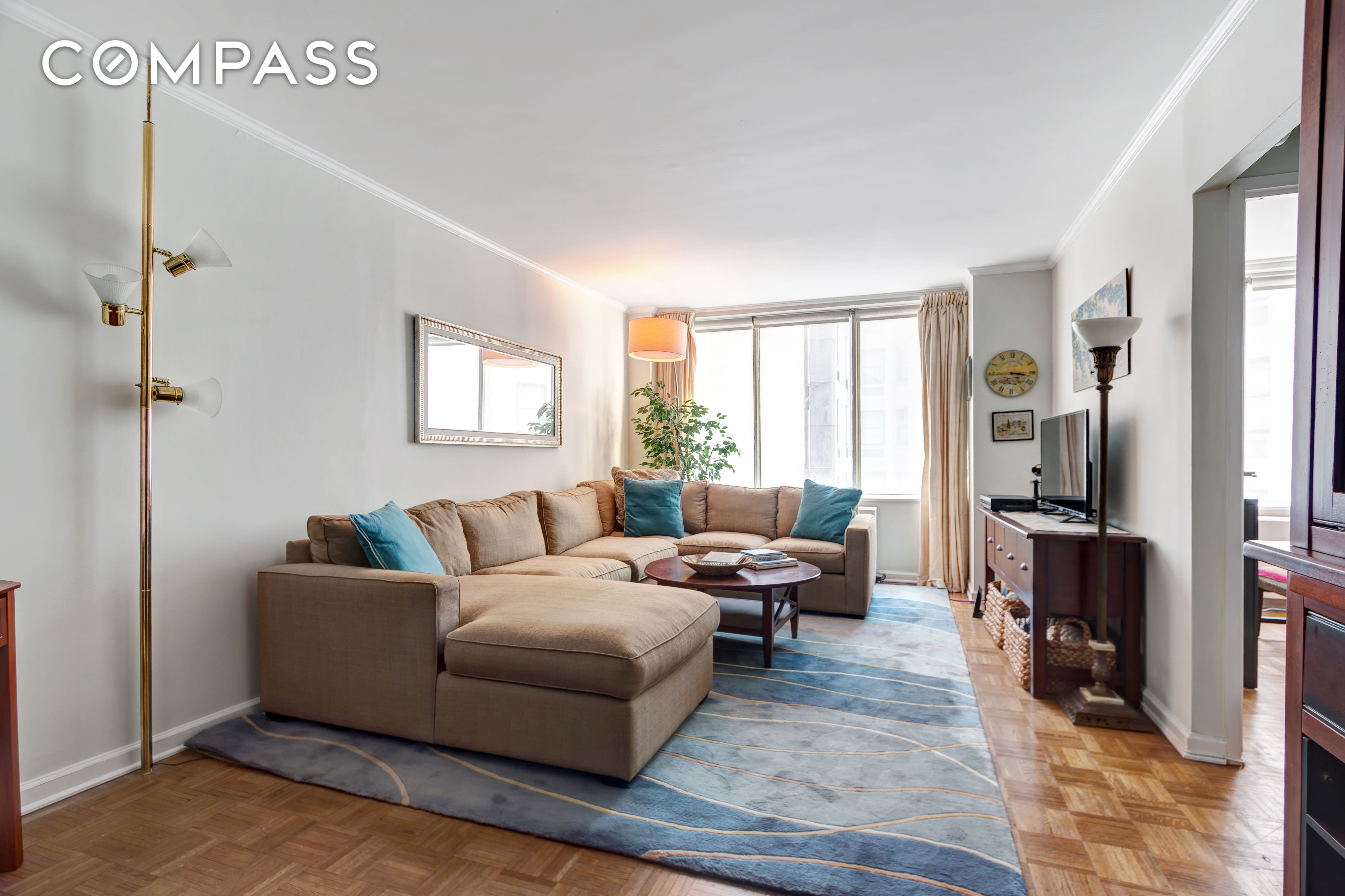 61 West 62nd Street 5C, Upper West Side, Upper West Side, NYC - 1 Bedrooms  
1 Bathrooms  
3 Rooms - 