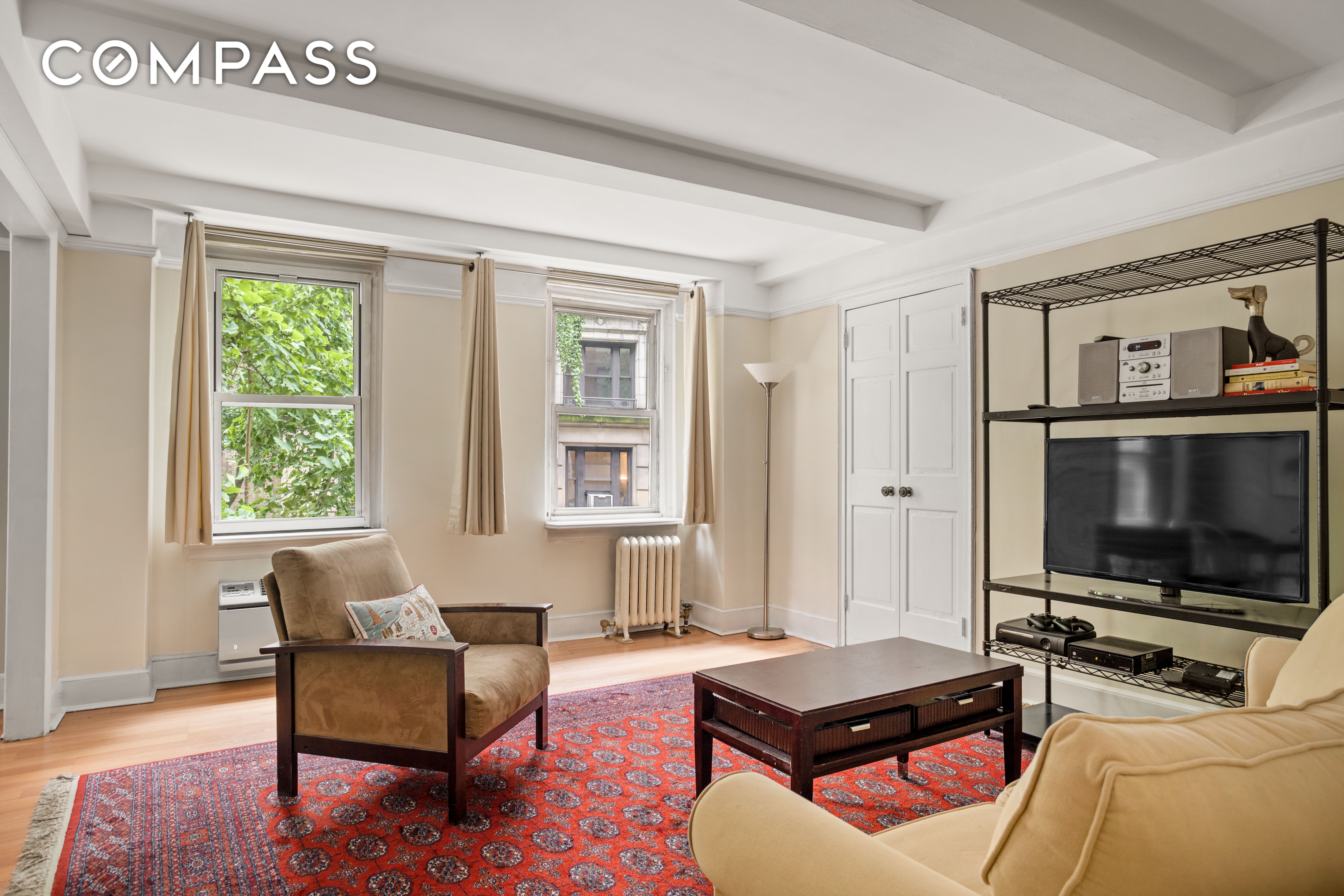 155 East 49th Street 2B, Midtown East, Midtown East, NYC - 1 Bedrooms  
1 Bathrooms  
3 Rooms - 