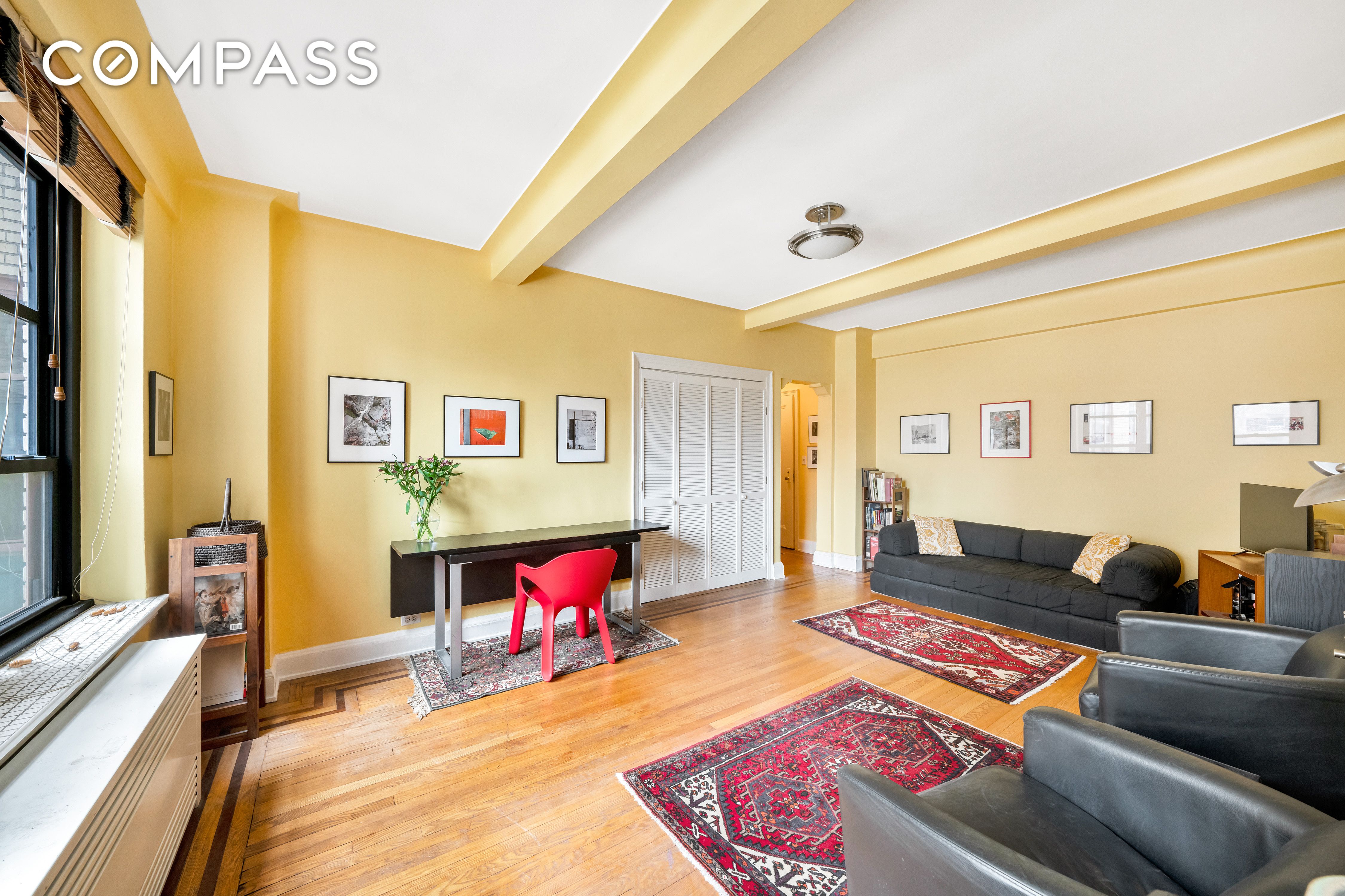 235 East 22nd Street 10M, Gramercy Park, Downtown, NYC - 1 Bathrooms  
3 Rooms - 