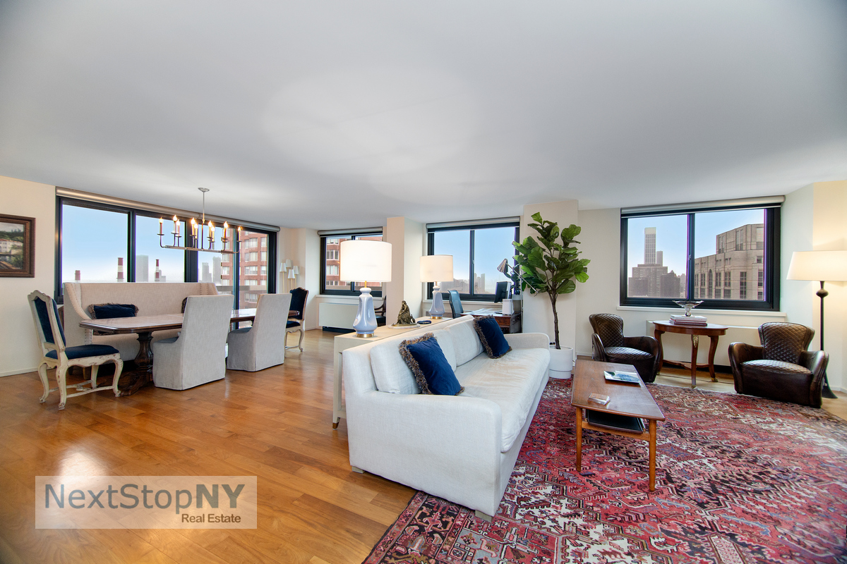 515 East 72nd Street 36B, Lenox Hill, Upper East Side, NYC - 3 Bedrooms  
3 Bathrooms  
6 Rooms - 