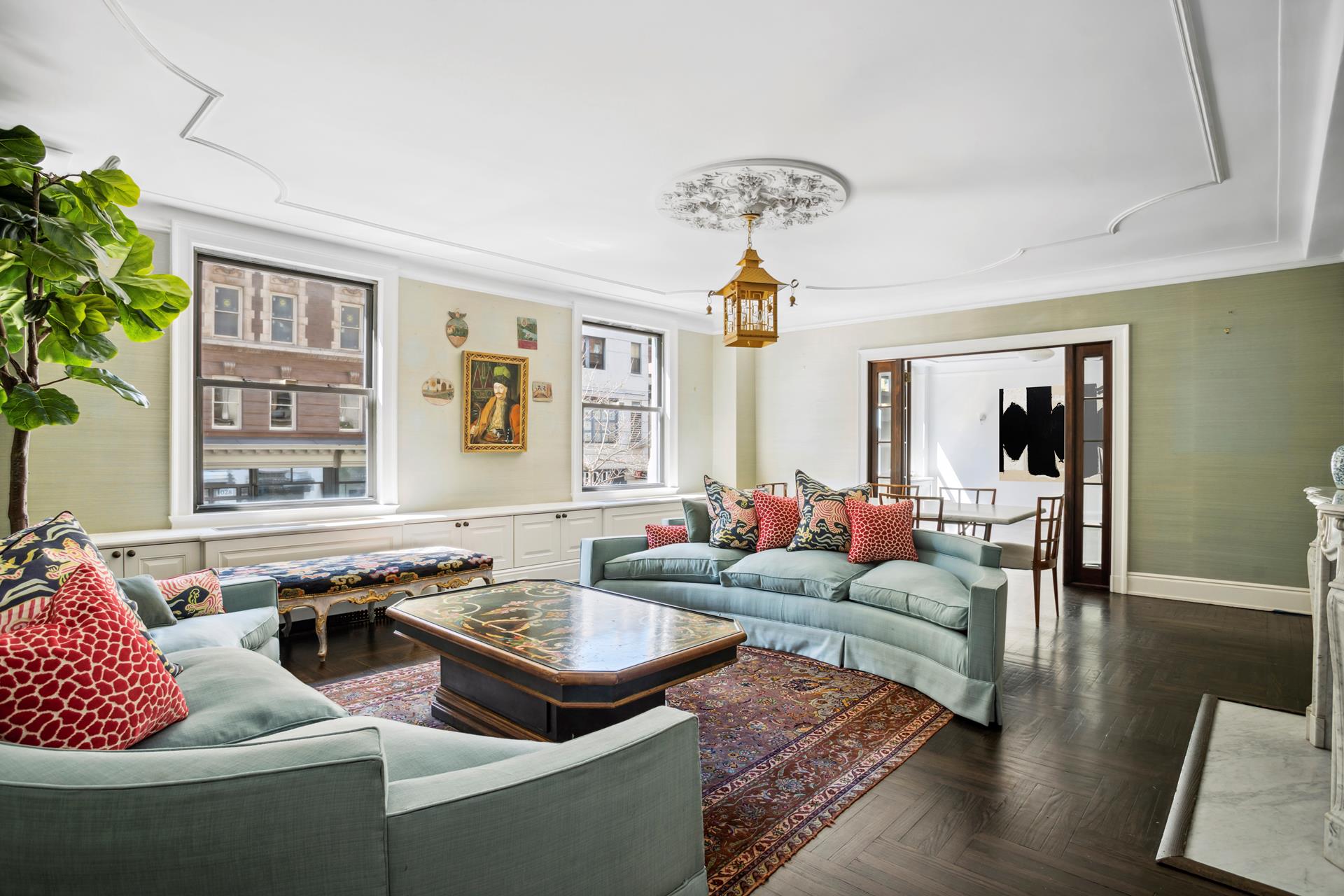 149 East 73rd Street 2A, Lenox Hill, Upper East Side, NYC - 4 Bedrooms  
3.5 Bathrooms  
9 Rooms - 