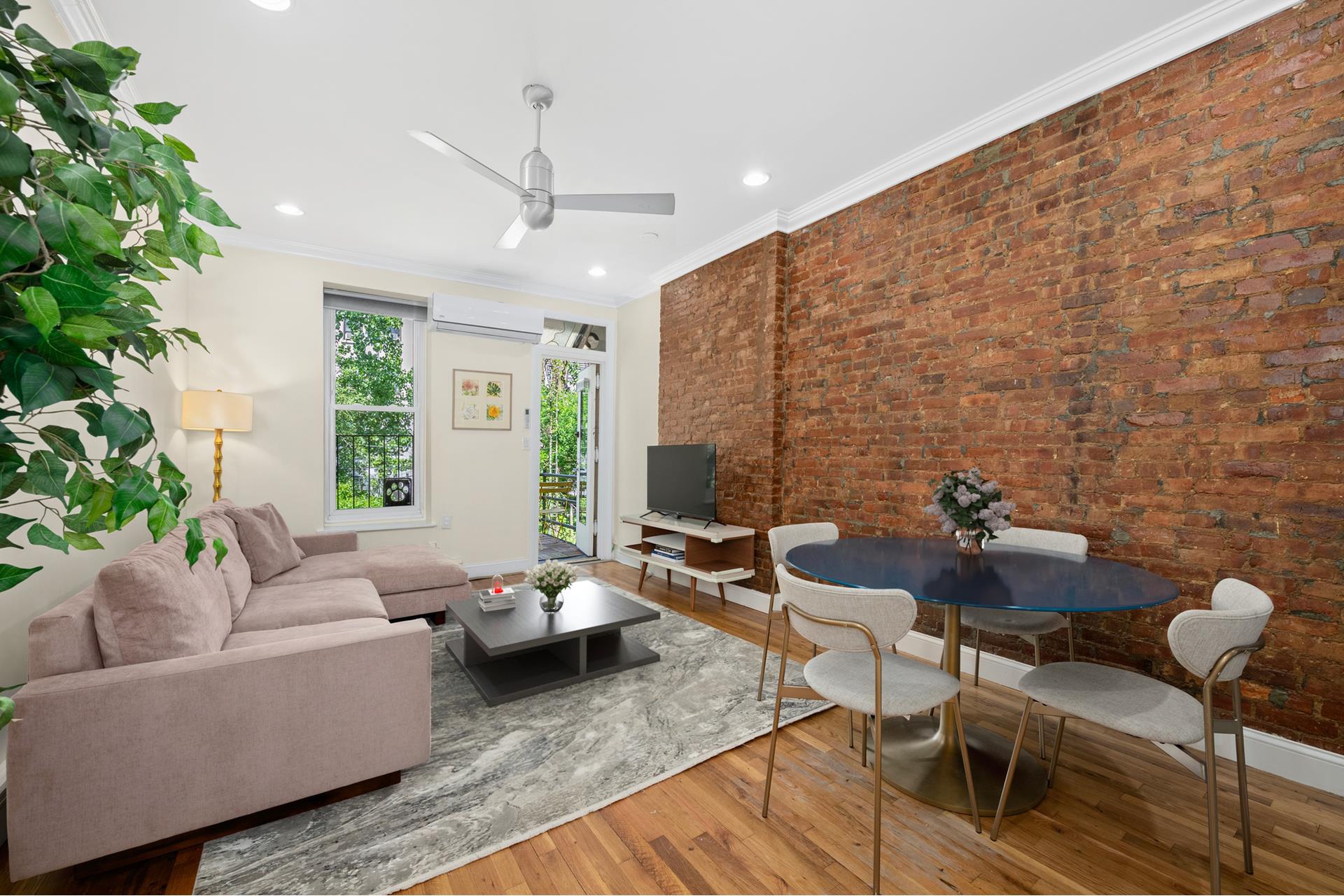 Photo 1 of 681 Union Street D, Park Slope, New York, $950,000, Web #: 1075830770