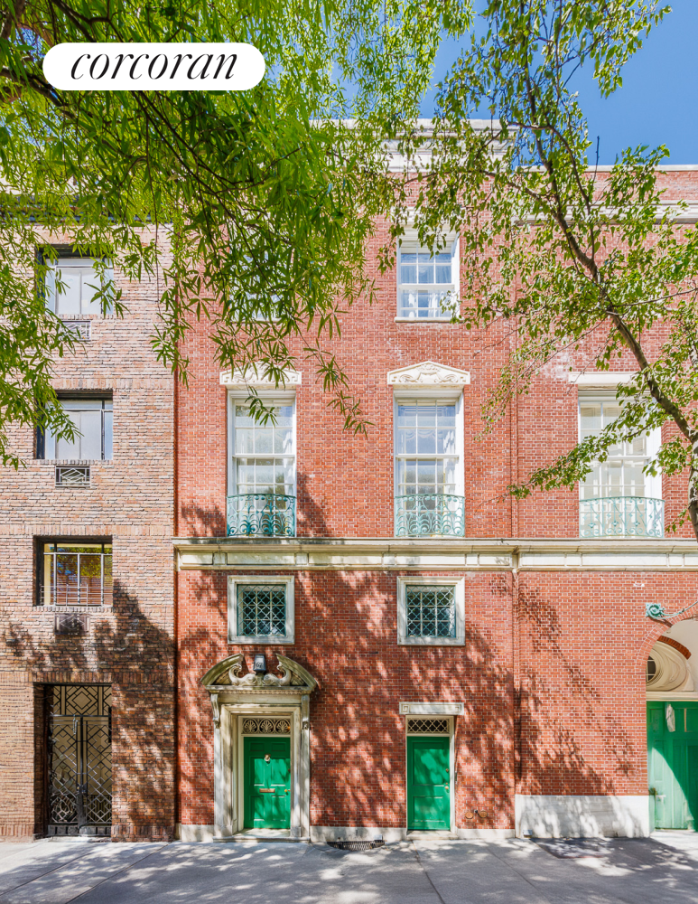 67 East 93rd Street, Carnegie Hill, Upper East Side, NYC - 4 Bedrooms  
5.5 Bathrooms  
12 Rooms - 