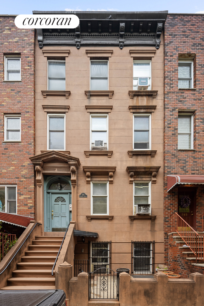 Photo 1 of 263 Sackett Street, Carroll Gardens, New York, $3,795,000, Web #: 1075854289