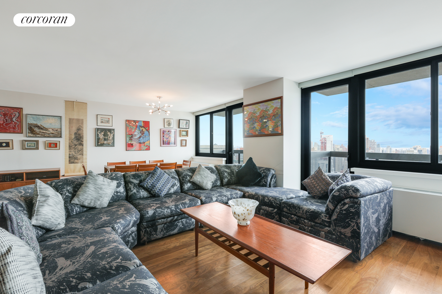 515 East 72nd Street 38A, Lenox Hill, Upper East Side, NYC - 2 Bedrooms  
2 Bathrooms  
5 Rooms - 