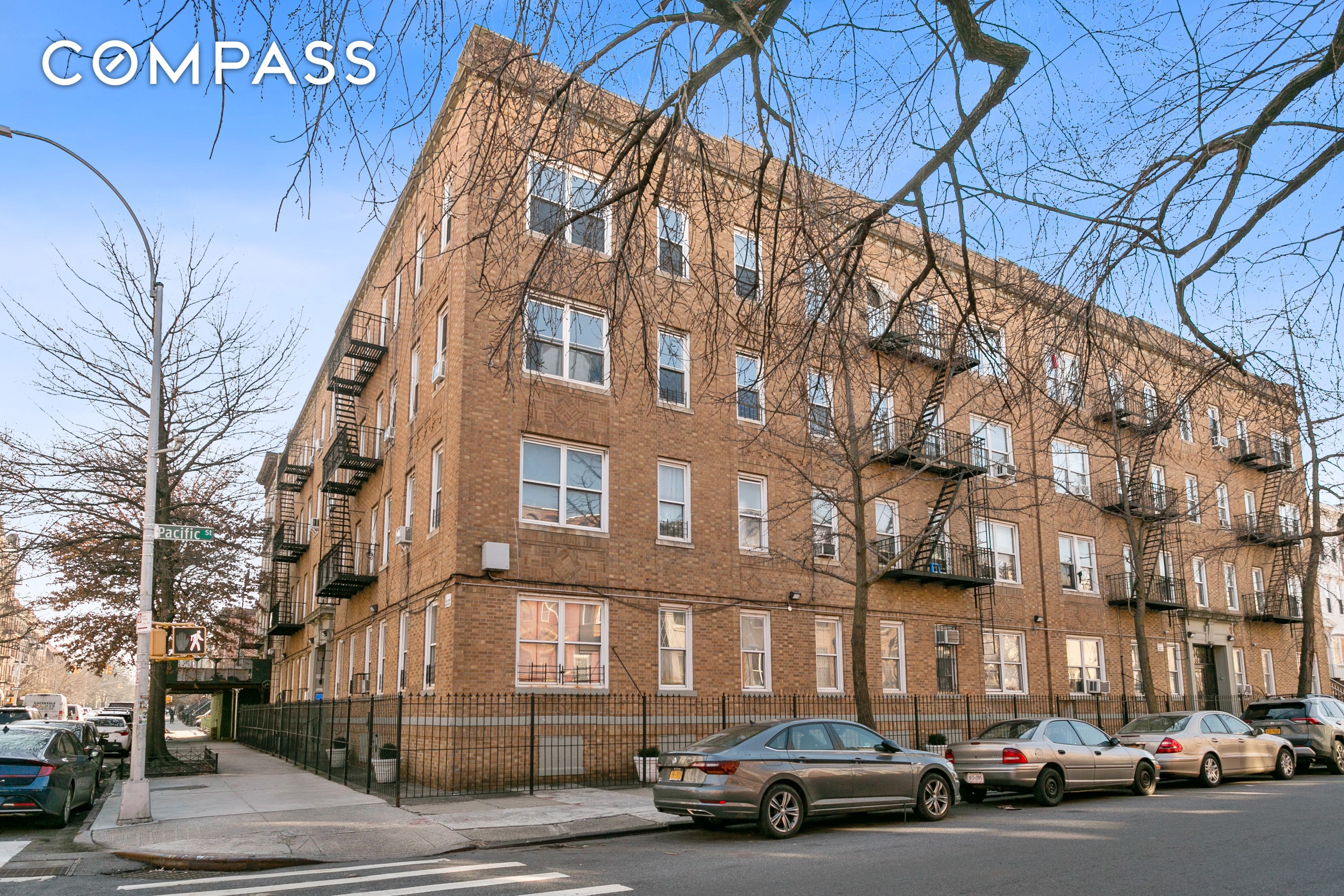 Photo 1 of 88 Brooklyn Avenue 6B, Crown Heights, New York, $325,000, Web #: 1075876677