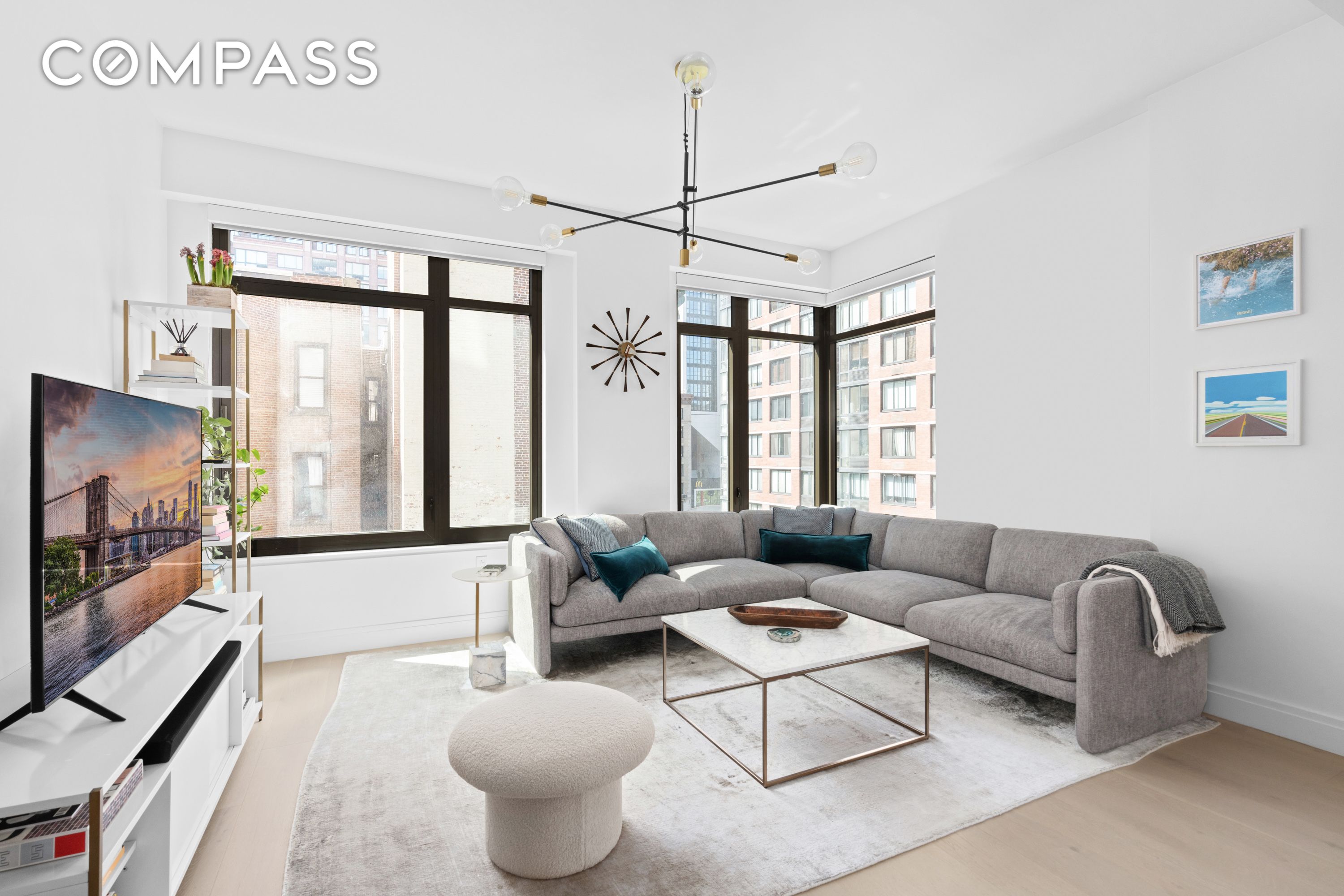 212 West 95th Street 4A, Upper West Side, Upper West Side, NYC - 2 Bedrooms  
2 Bathrooms  
4 Rooms - 