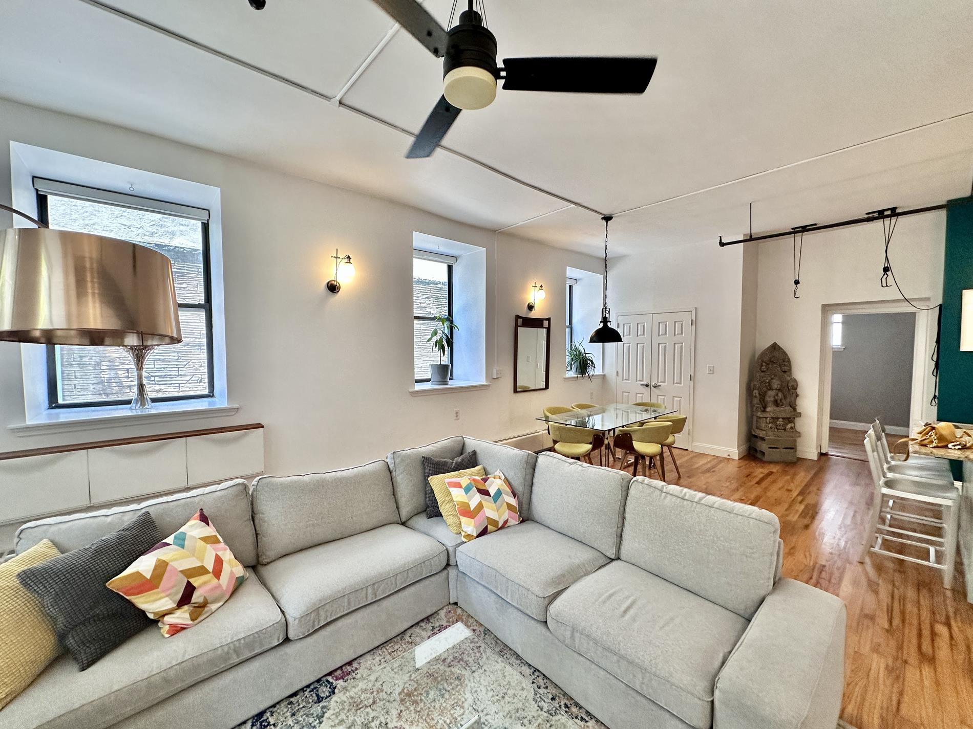 259 21st Street B-J, South Slope, Brooklyn, New York - 2 Bedrooms  
2 Bathrooms  
5 Rooms - 