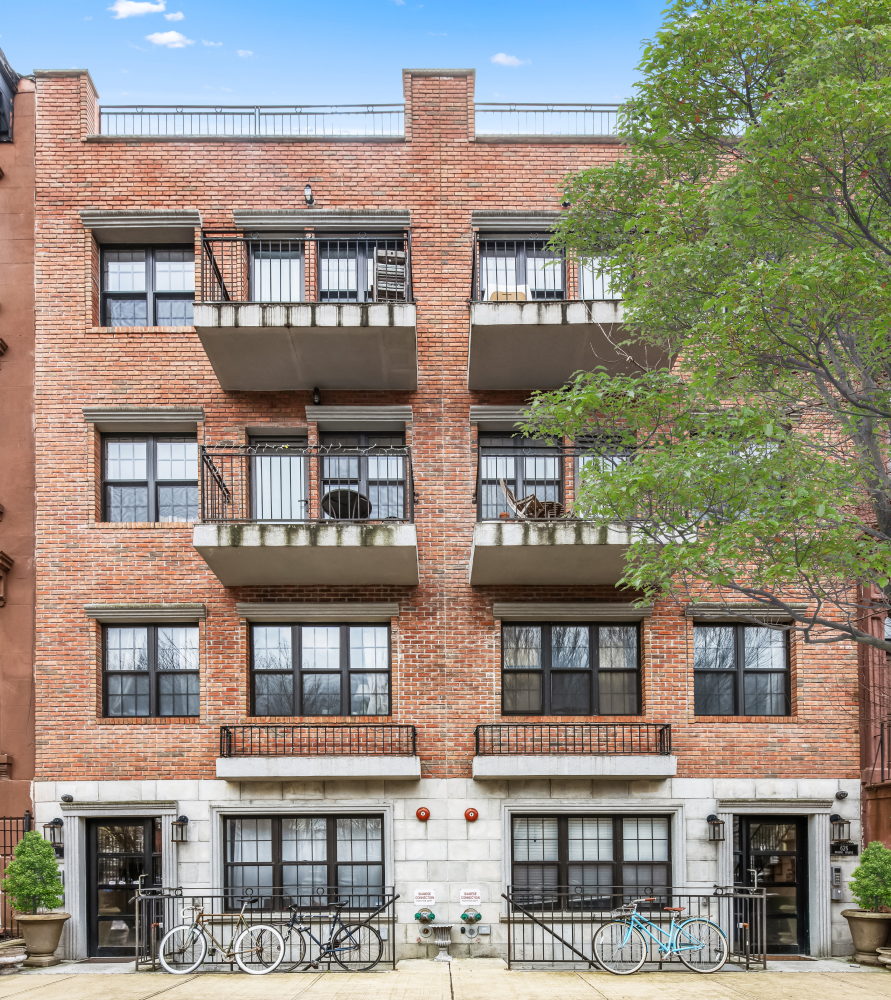 626 Greene Avenue, Bedford-Stuyvesant, Brooklyn, New York - 9 Bedrooms  
7.5 Bathrooms  
16 Rooms - 