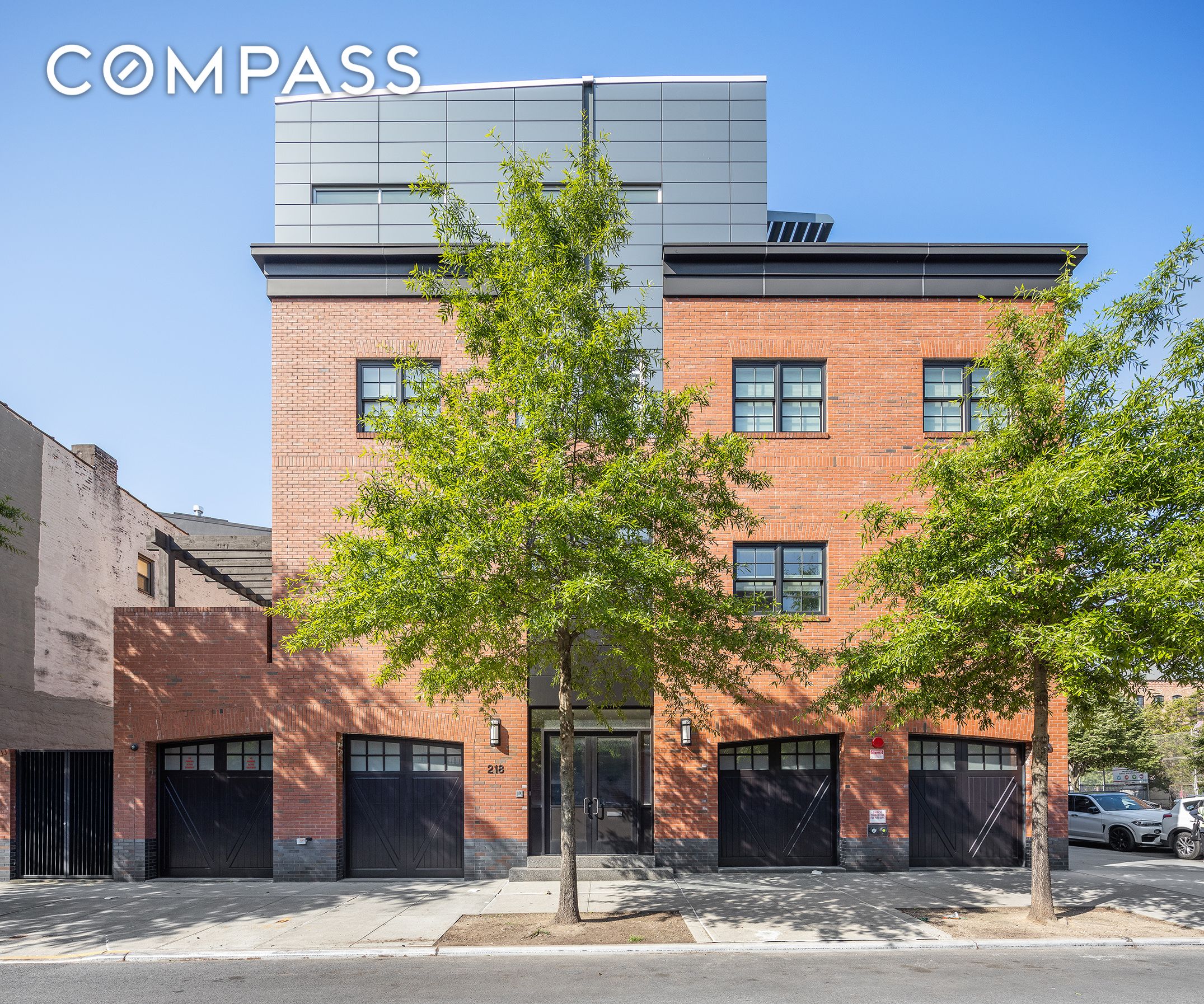 218 North 5th Street, Williamsburg, Brooklyn, New York - 4 Bedrooms  
3.5 Bathrooms  
16 Rooms - 