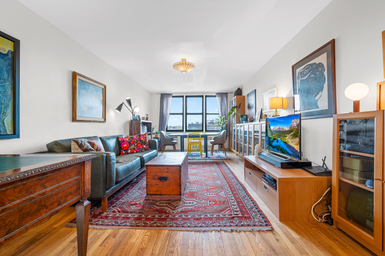 Photo 1 of 515 East 7th Street 5D, Kensington, New York, $448,000, Web #: 1076071585