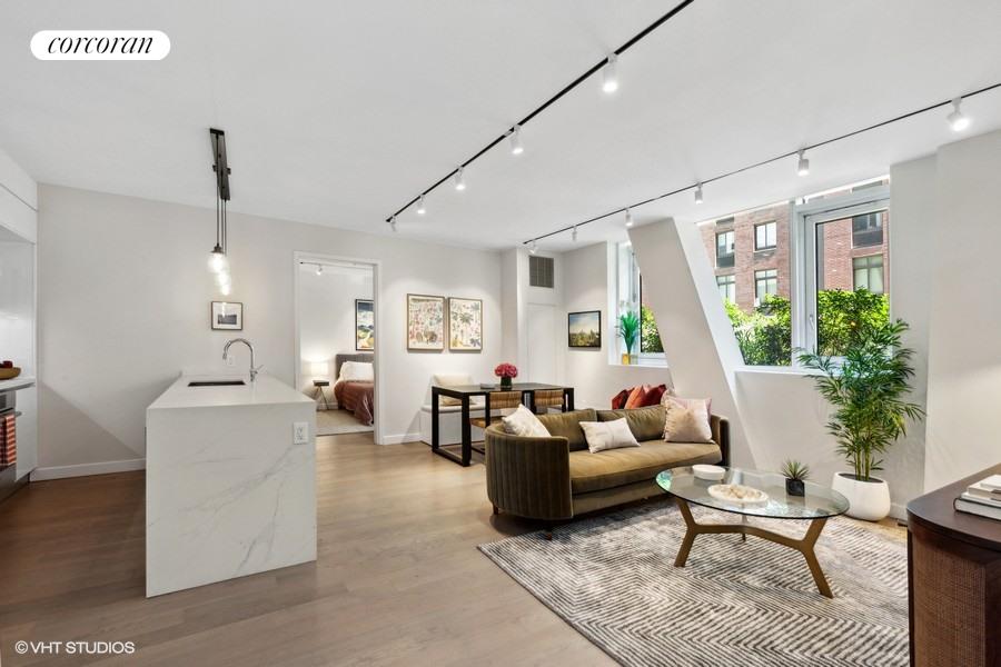 505 West 43rd Street 1A, Hells Kitchen, Midtown West, NYC - 2 Bedrooms  
2 Bathrooms  
5 Rooms - 