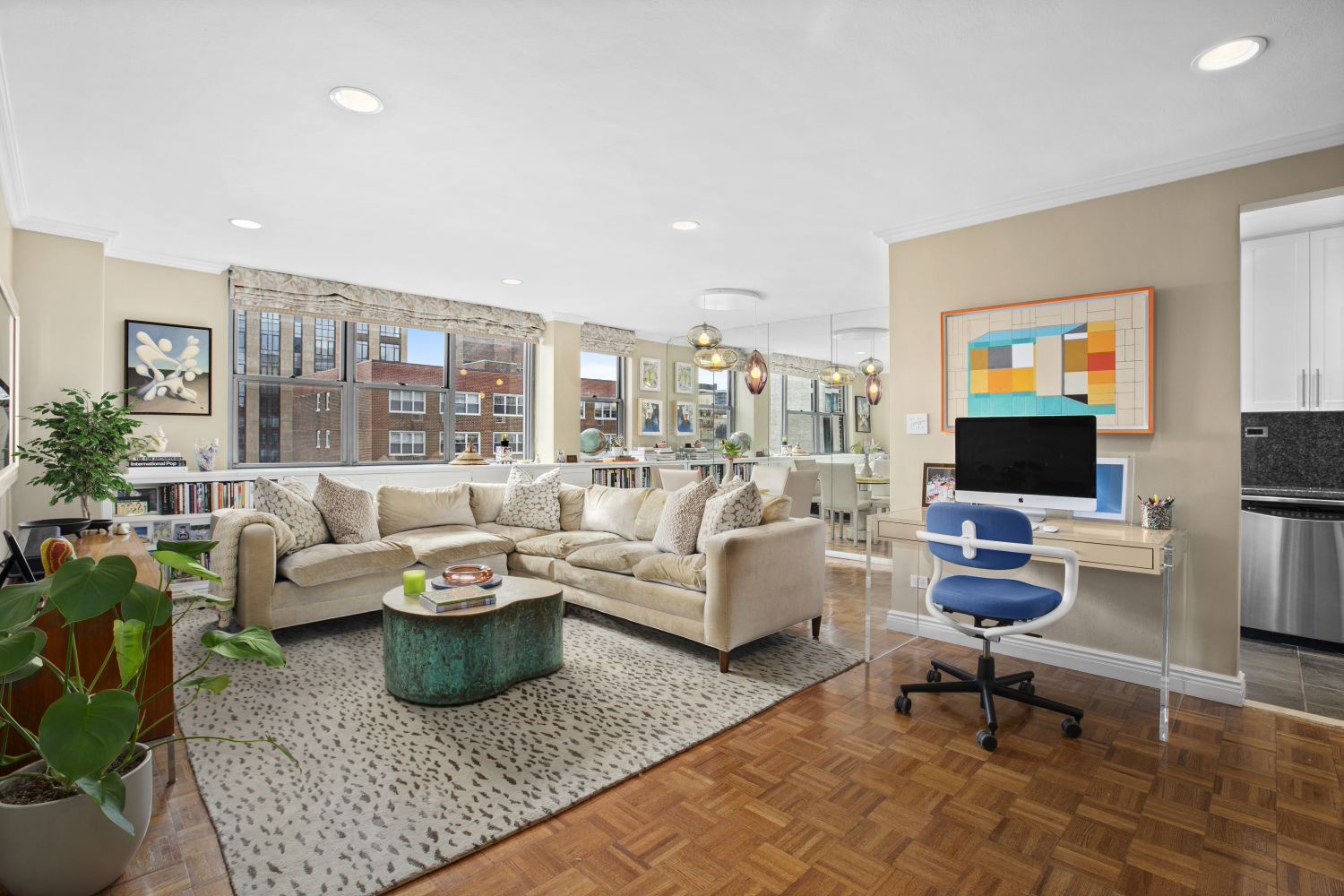 Photo 1 of 32 Gramercy Park 15G, Gramercy Park, NYC, $1,295,000, Web #: 1076127911