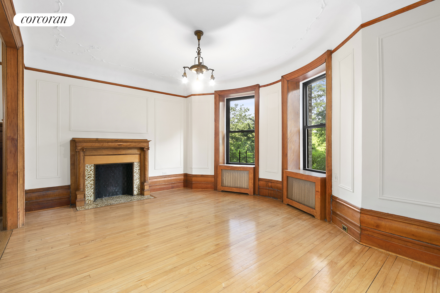 Photo 1 of 250 Riverside Drive 33, Upper West Side, NYC, $6,000, Web #: 1076157061