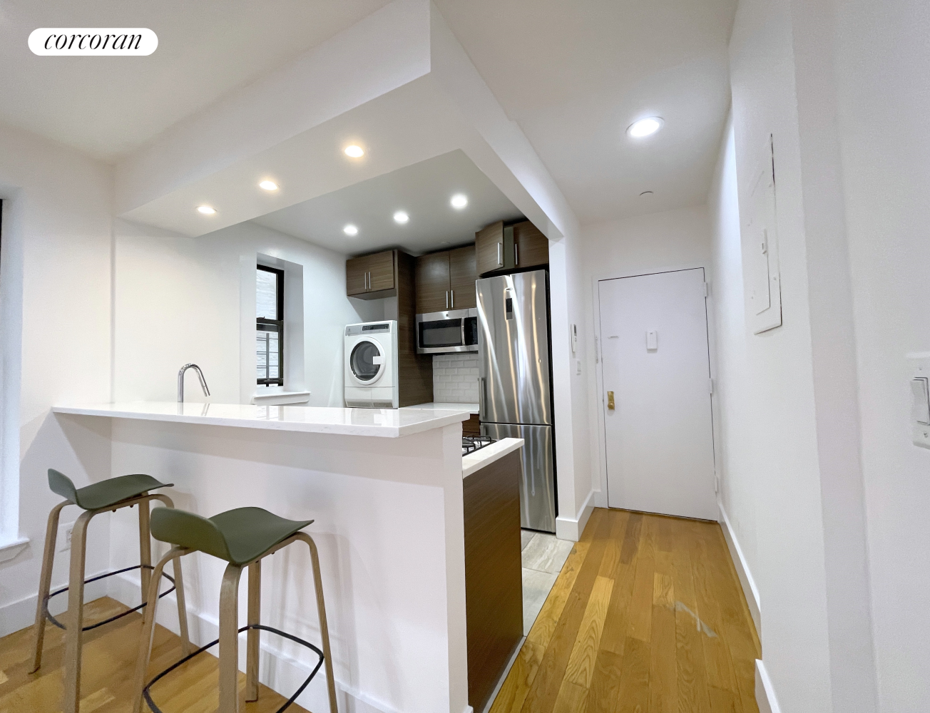 3 West 137th Street 4B, Central Harlem, Upper Manhattan, NYC - 2 Bedrooms  
1 Bathrooms  
4 Rooms - 