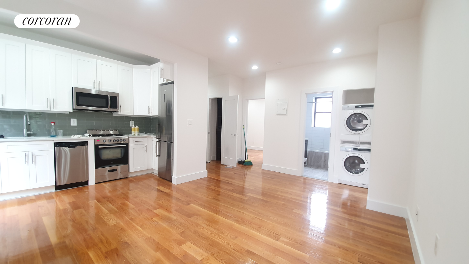 312 West 121st Street 3C, South Harlem, Upper Manhattan, NYC - 3 Bedrooms  
2 Bathrooms  
5 Rooms - 