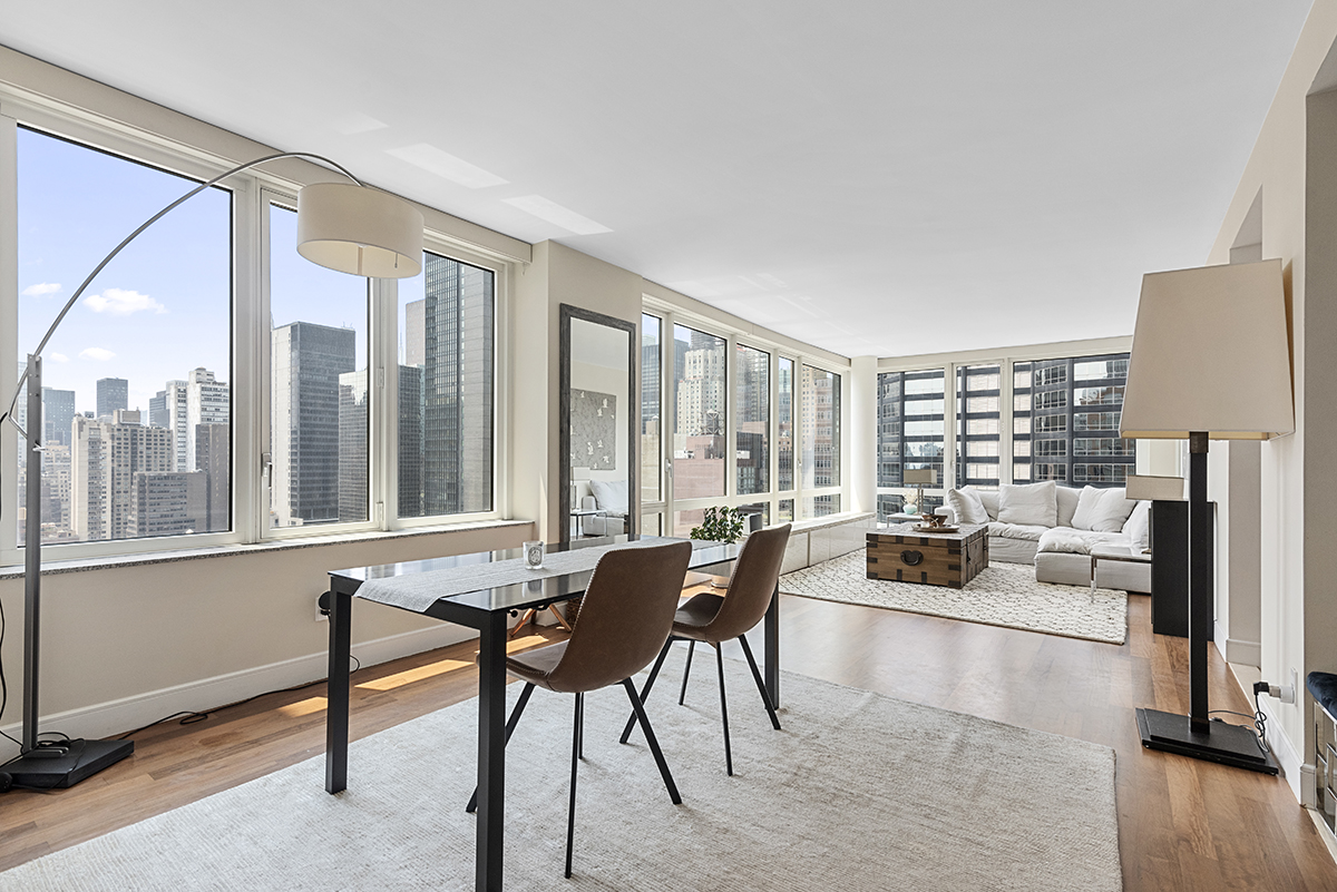 Photo 1 of 250 East 53rd Street 2901, Midtown East, NYC, $1,999,000, Web #: 1076488060