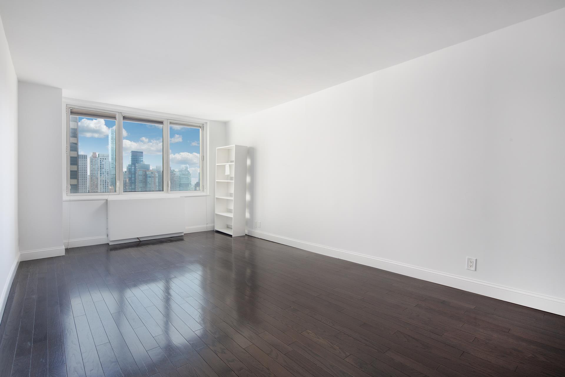 212 East 47th Street 28A, Turtle Bay, Midtown East, NYC - 1 Bedrooms  
1 Bathrooms  
3 Rooms - 