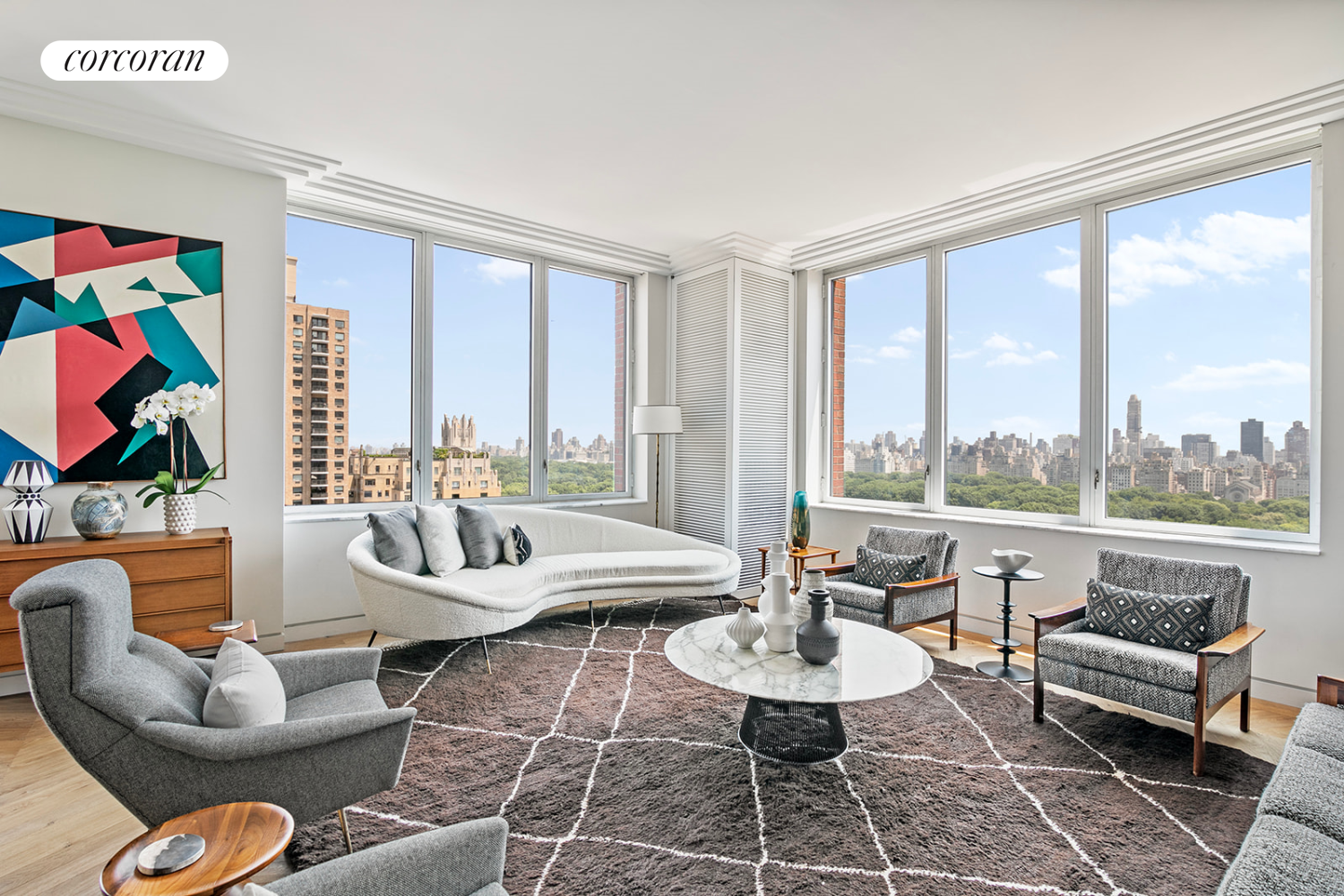 15 West 63rd Street 21A, Lincoln Square, Upper West Side, NYC - 3 Bedrooms  
3 Bathrooms  
7 Rooms - 