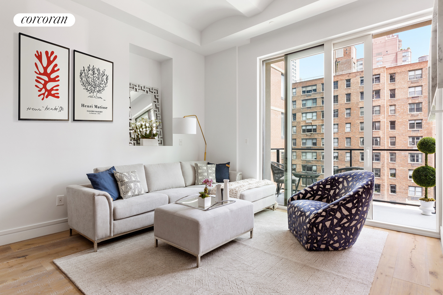 305 East 61st Street 301, Lenox Hill, Upper East Side, NYC - 1 Bedrooms  
2 Bathrooms  
4 Rooms - 