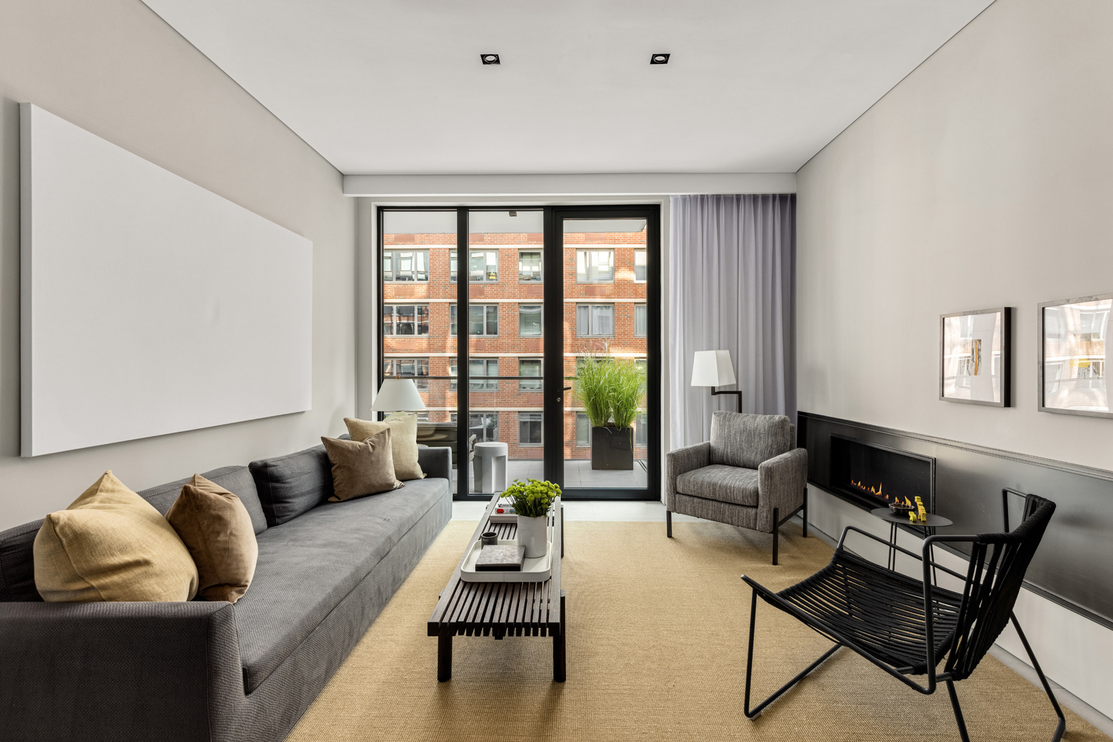 522 West 29th Street 4A, Chelsea, Downtown, NYC - 2 Bedrooms  
2 Bathrooms  
4 Rooms - 