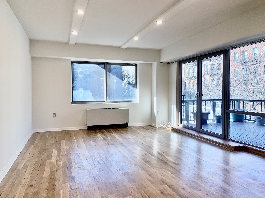 Photo 1 of 240 East 10th Street 3C, East Village, NYC, $7,850, Web #: 1076807667