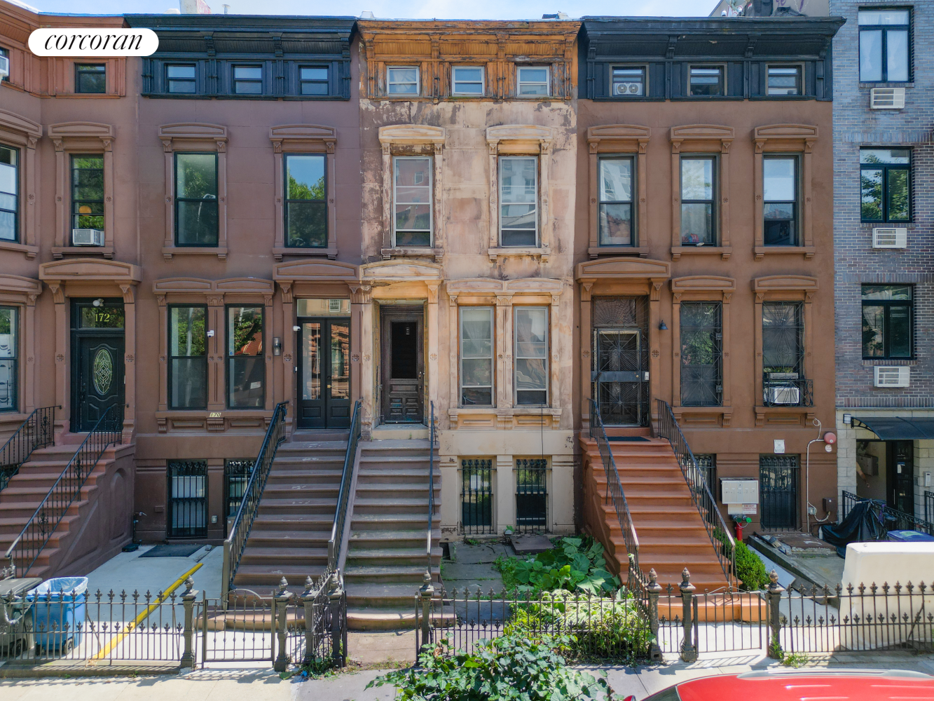 168 Herkimer Street, Bedford-Stuyvesant, Brooklyn, New York - 7 Bedrooms  
2.5 Bathrooms  
12 Rooms - 