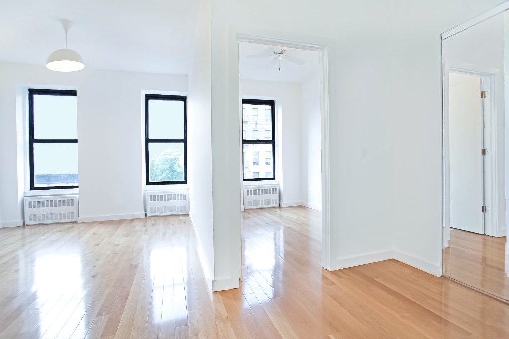 2085 5th Avenue 2F, Harlem, Upper Manhattan, NYC - 1 Bedrooms  
1 Bathrooms  
3 Rooms - 