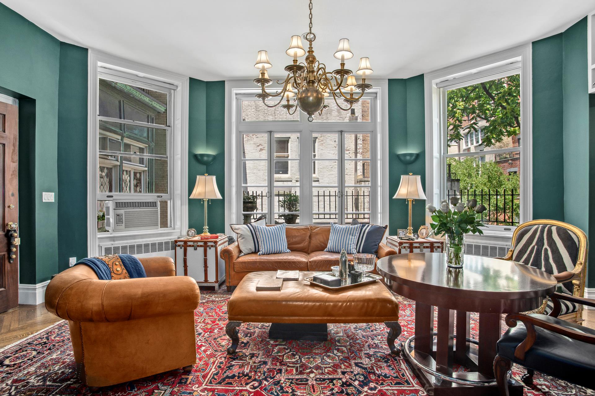 Photo 1 of 17 East 80th Street 6, Upper East Side, NYC, $1,395,000, Web #: 1077232894