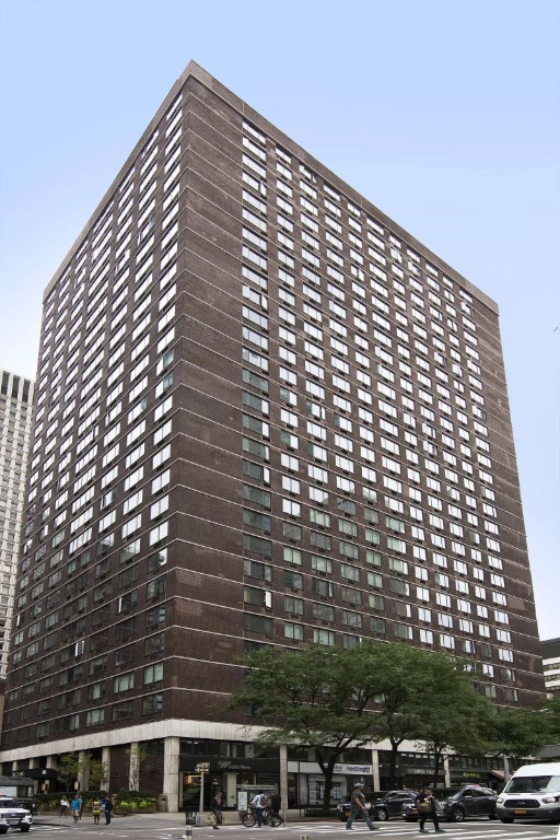 245 East 54th Street 24C, Midtown East, Midtown East, NYC - 1 Bedrooms  
1 Bathrooms  
3 Rooms - 