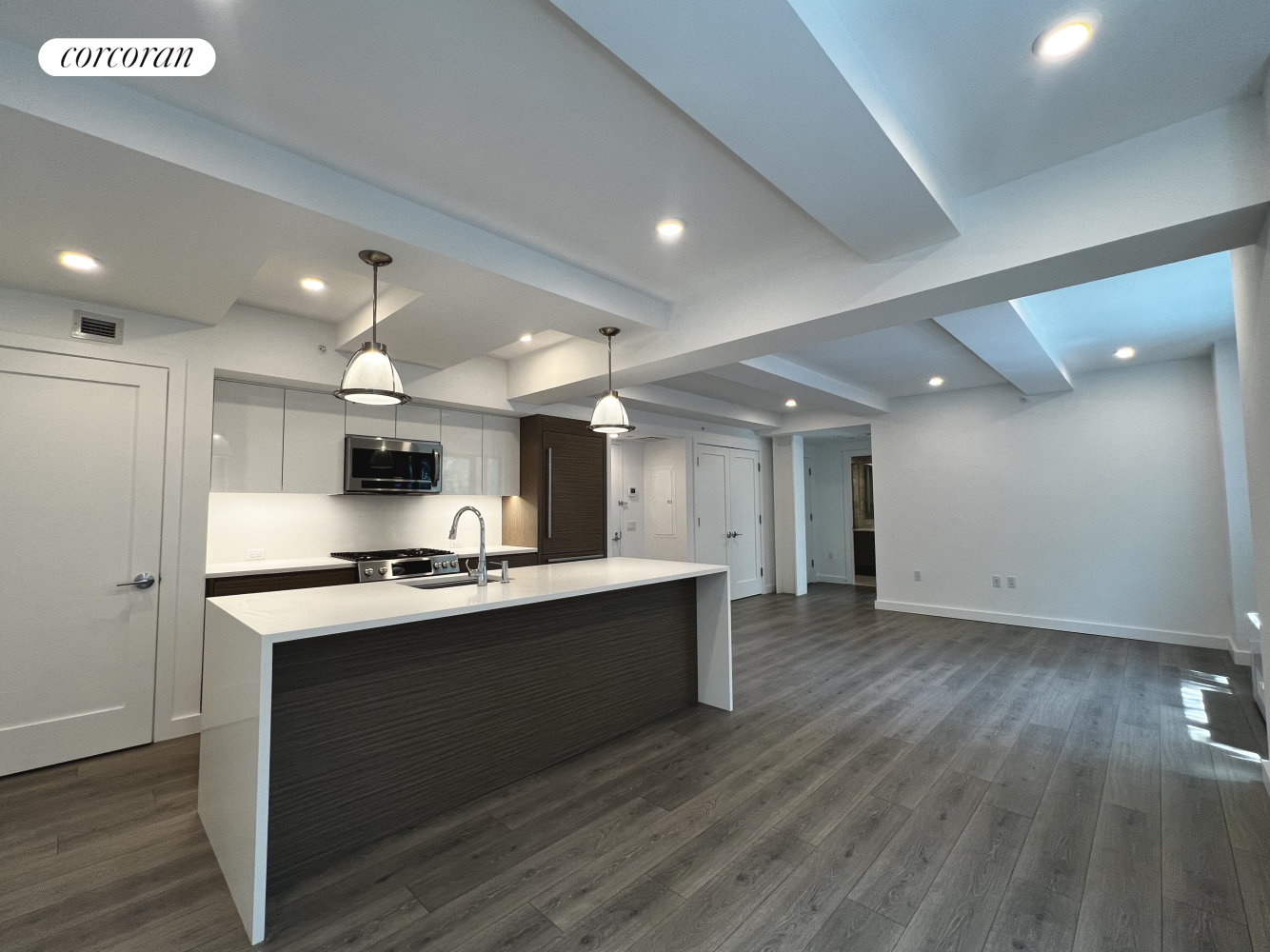 124 Columbia Heights 209, Brooklyn Heights, Brooklyn, New York - 1 Bedrooms  
1 Bathrooms  
4 Rooms - 