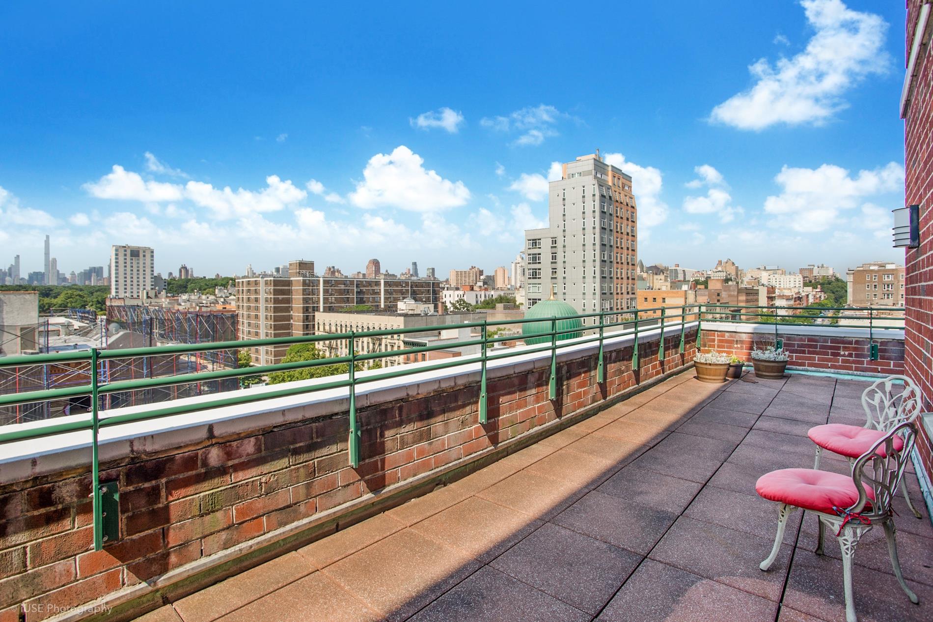 130 Lenox Avenue 907, West Harlem, Upper Manhattan, NYC - 3 Bedrooms  
2 Bathrooms  
5 Rooms - 