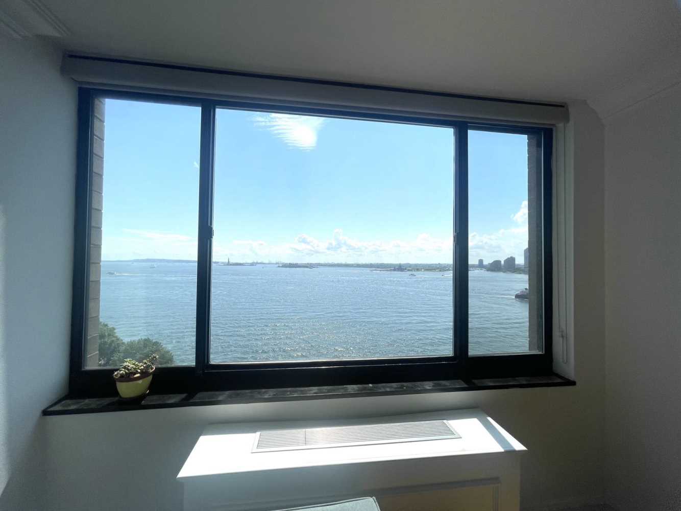 377 Rector Place 12L, Battery Park City, Downtown, NYC - 1 Bedrooms  
1 Bathrooms  
3 Rooms - 