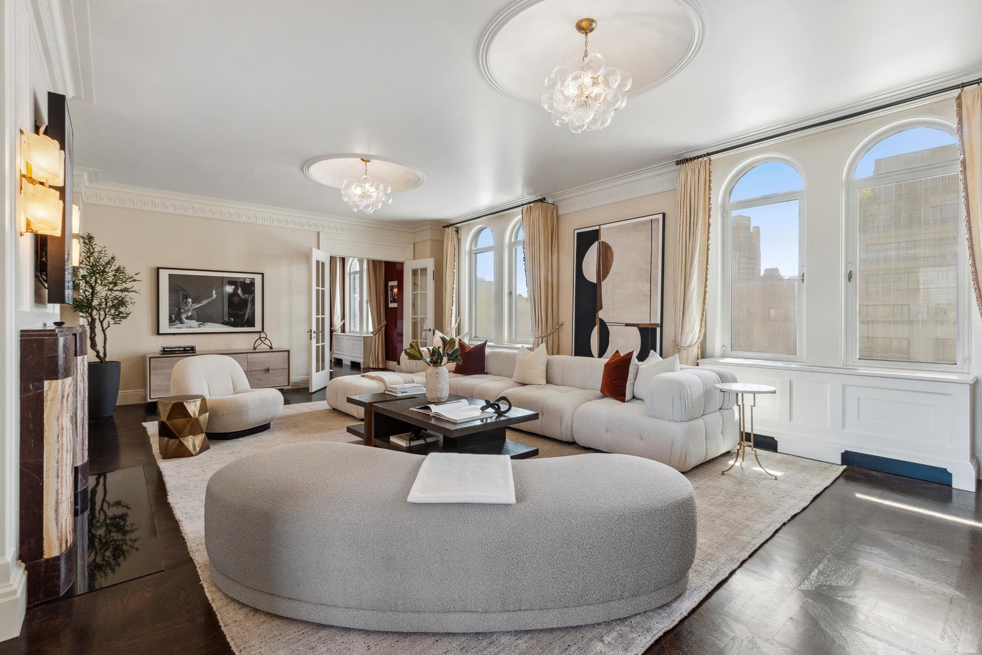 800 Park Avenue 15, Lenox Hill, Upper East Side, NYC - 4 Bedrooms  
5.5 Bathrooms  
11 Rooms - 