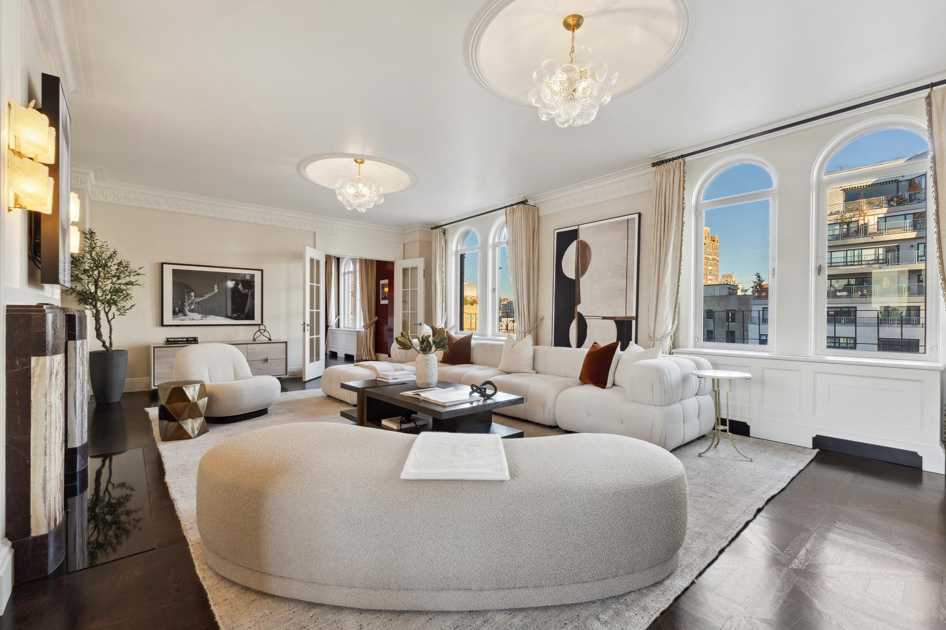 800 Park Avenue 15, Lenox Hill, Upper East Side, NYC - 4 Bedrooms  
5.5 Bathrooms  
11 Rooms - 