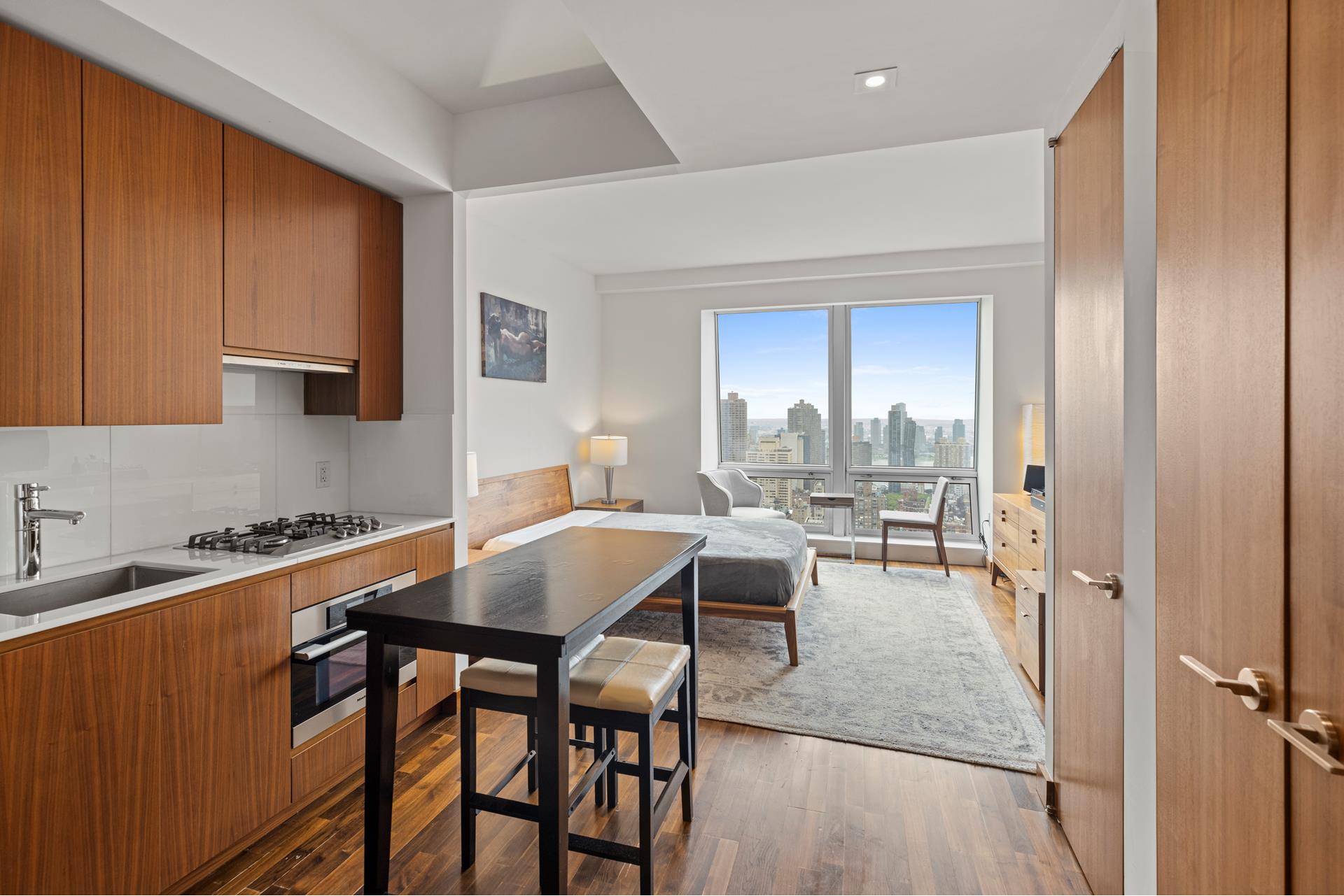 400 5th Avenue 44C, Chelsea And Clinton, Downtown, NYC - 1 Bedrooms  
1 Bathrooms  
1 Rooms - 