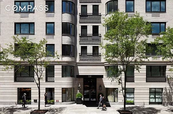 530 Park Avenue 6E, Upper East Side, Upper East Side, NYC - 1 Bedrooms  
1 Bathrooms  
3 Rooms - 