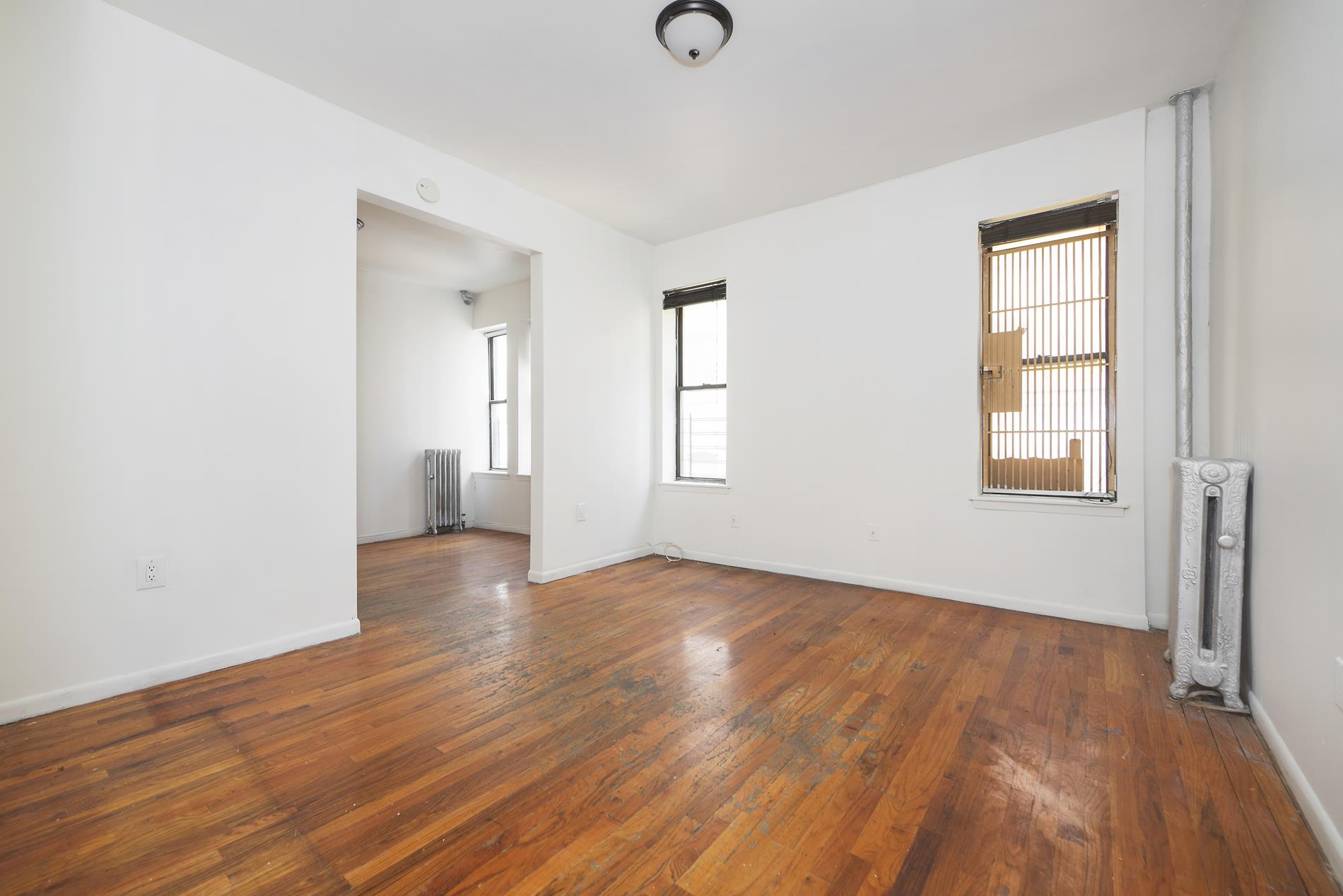 515 West 143rd Street 34, Hamilton Heights, Upper Manhattan, NYC - 2 Bedrooms  
1 Bathrooms  
5 Rooms - 