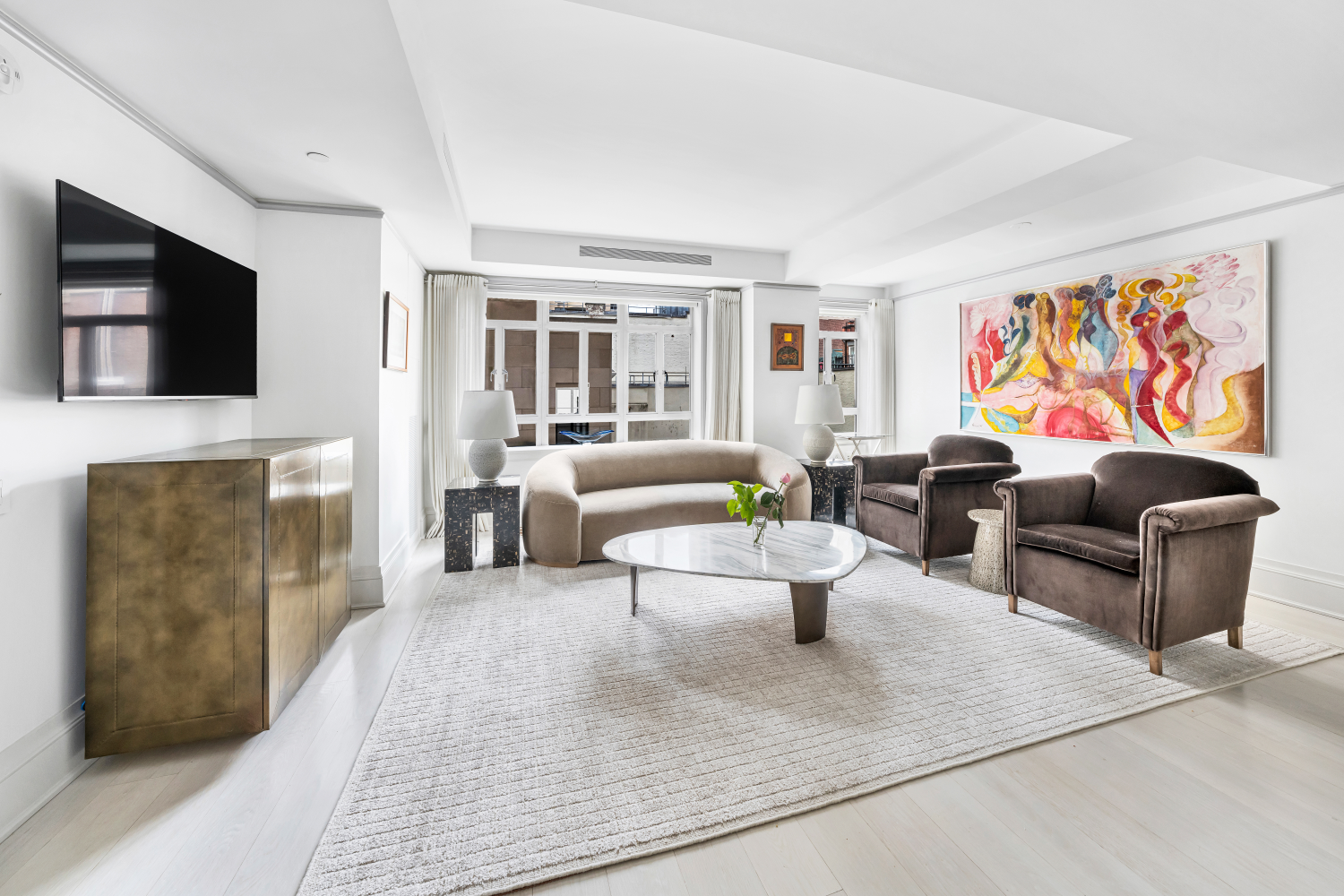 21 East 61st Street 6A, Lenox Hill, Upper East Side, NYC - 2 Bedrooms  
2 Bathrooms  
4 Rooms - 