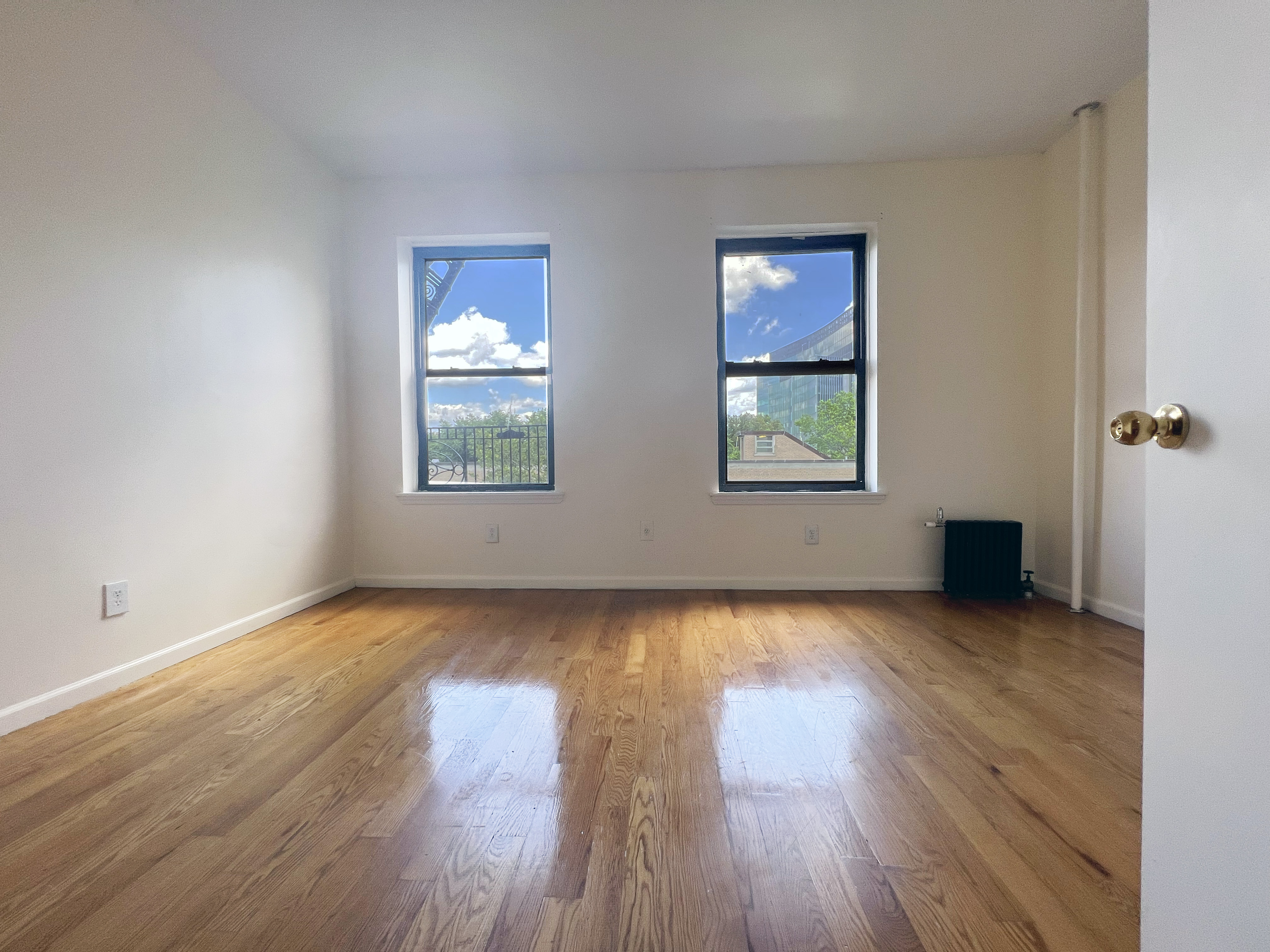 408 West 130th Street 52, West Harlem, Upper Manhattan, NYC - 1 Bedrooms  
1 Bathrooms  
3 Rooms - 