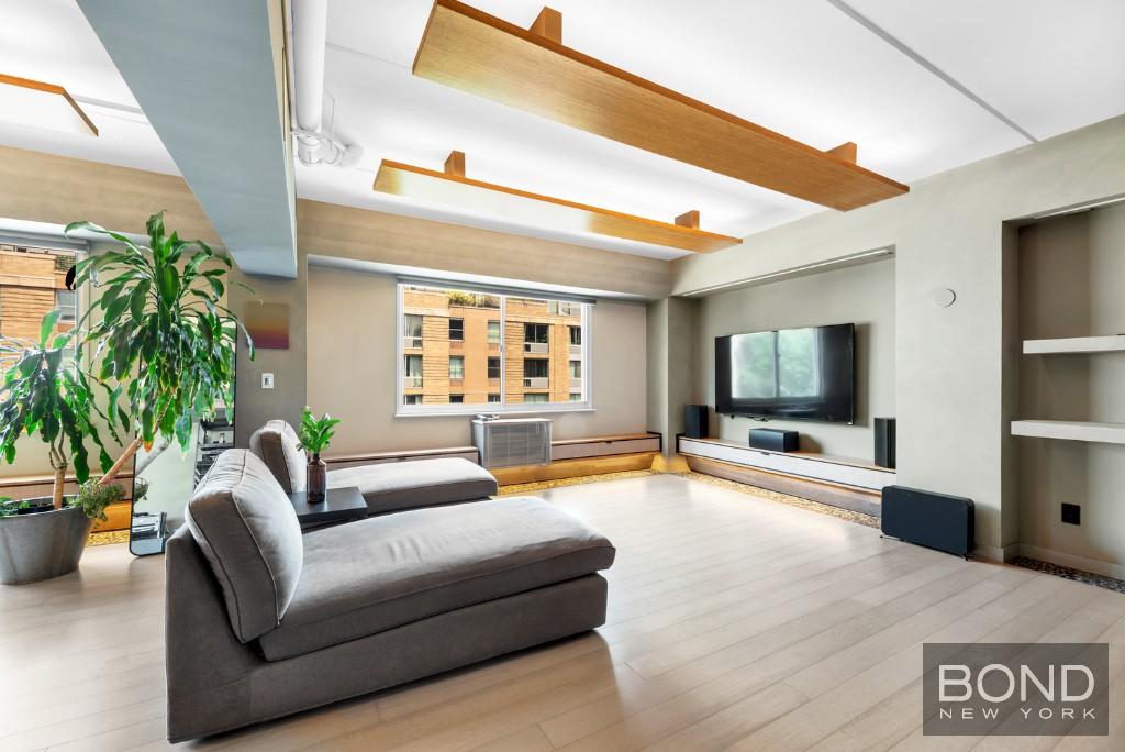 Photo 1 of 300 West 145th Street 6G, Hamilton Heights, NYC, $925,000, Web #: 1077935629