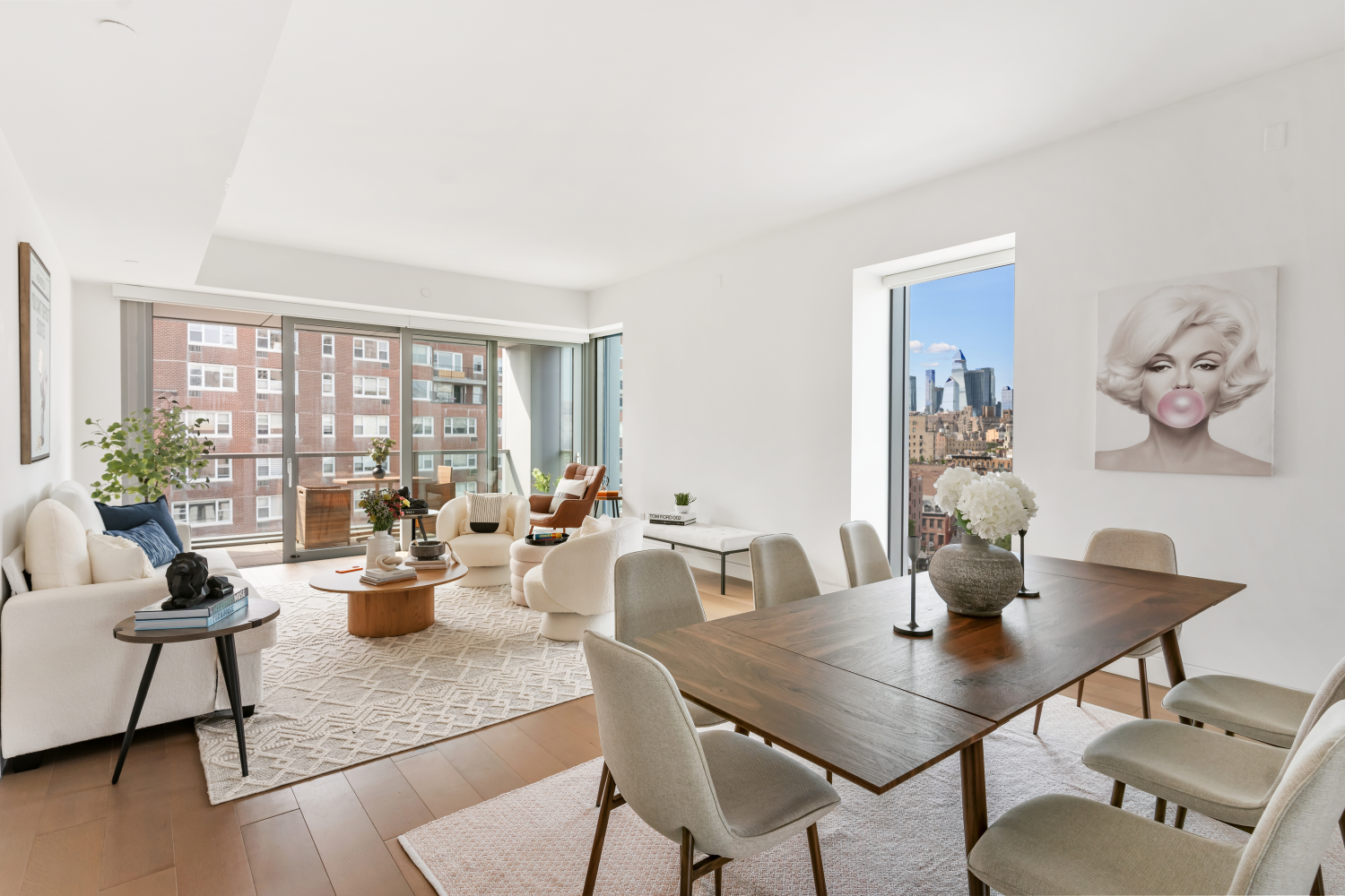 180 6th Avenue 9B, Soho, Downtown, NYC - 3 Bedrooms  
3.5 Bathrooms  
6 Rooms - 