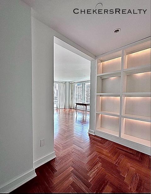 240 Riverside Boulevard 19C, Lincoln Square, Upper West Side, NYC - 2 Bedrooms  
2 Bathrooms  
4 Rooms - 