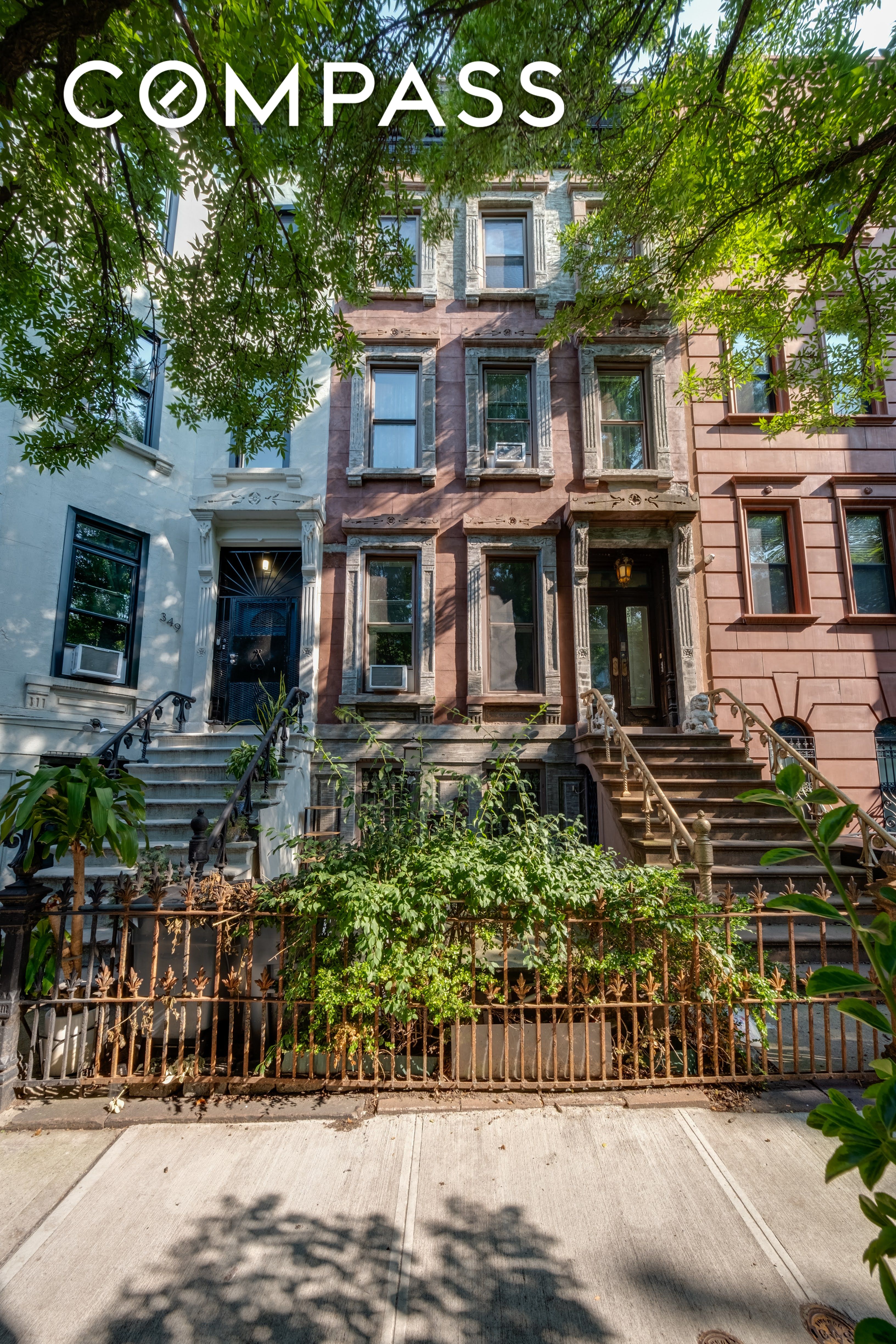 351 Jefferson Avenue, Bedford-Stuyvesant, Brooklyn, New York - 8 Bedrooms  
4.5 Bathrooms  
11 Rooms - 